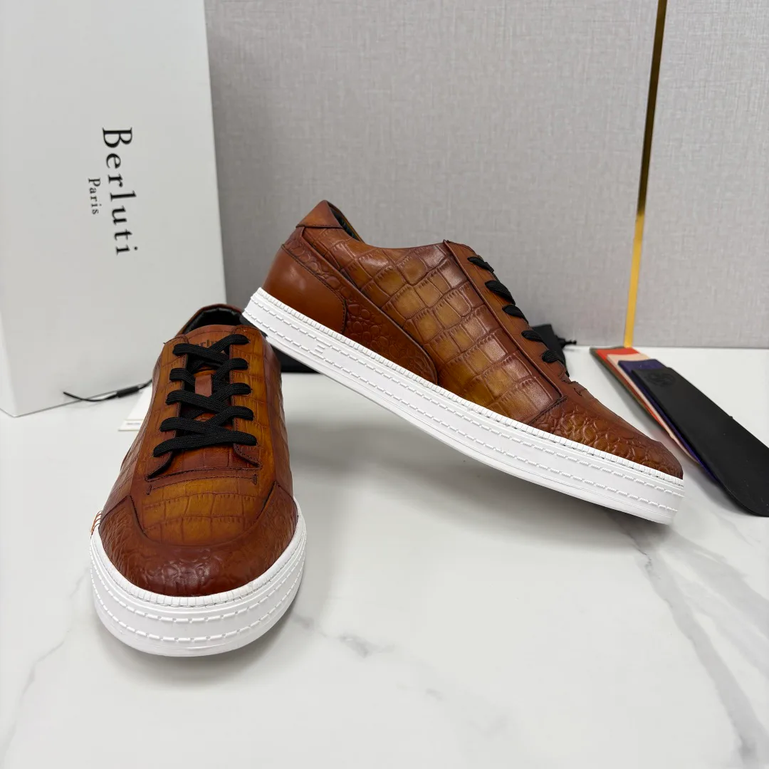 Men's Sneakers BERLUTI 18215262