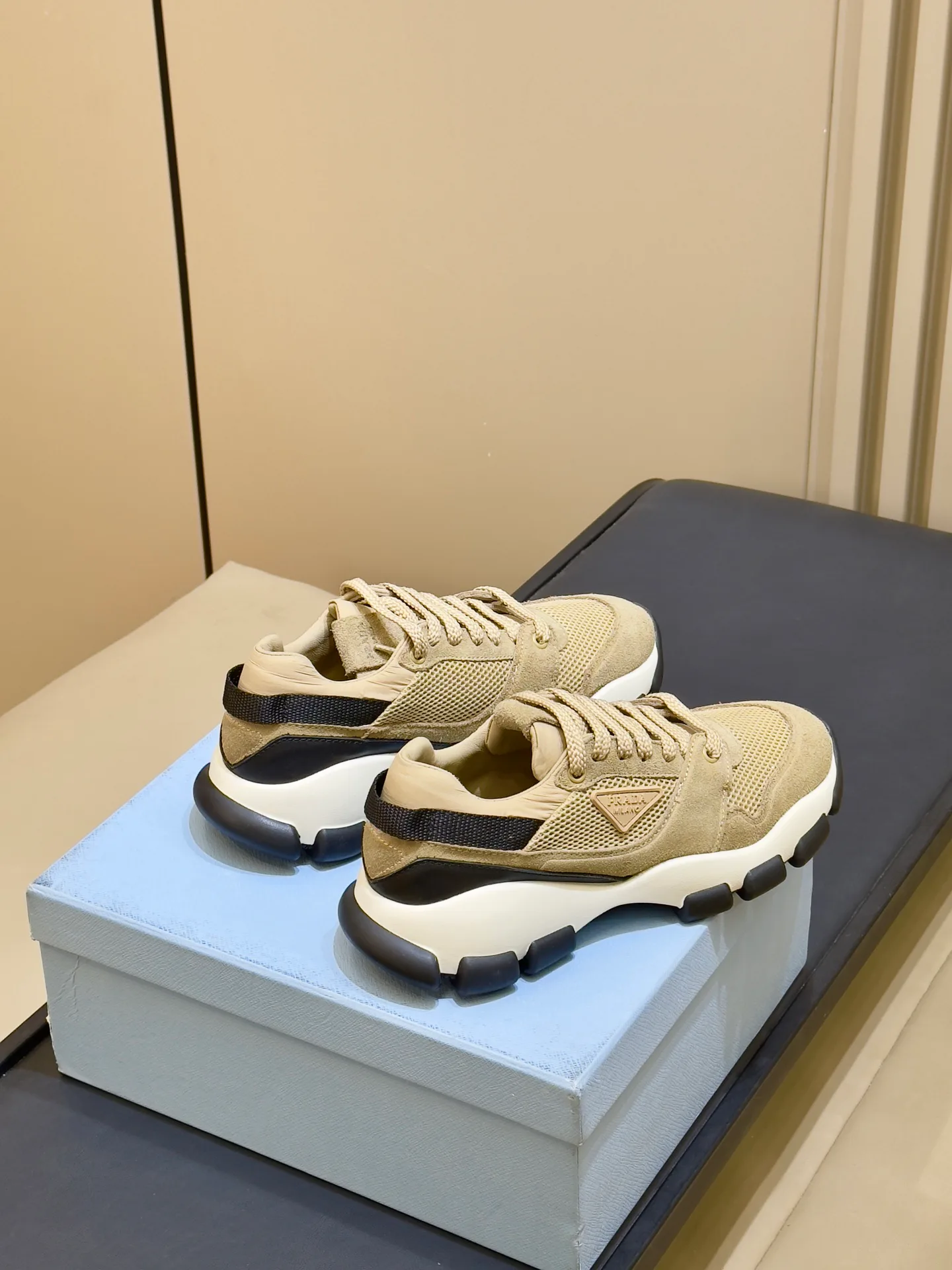 Women's Sneakers PRADA 18073430