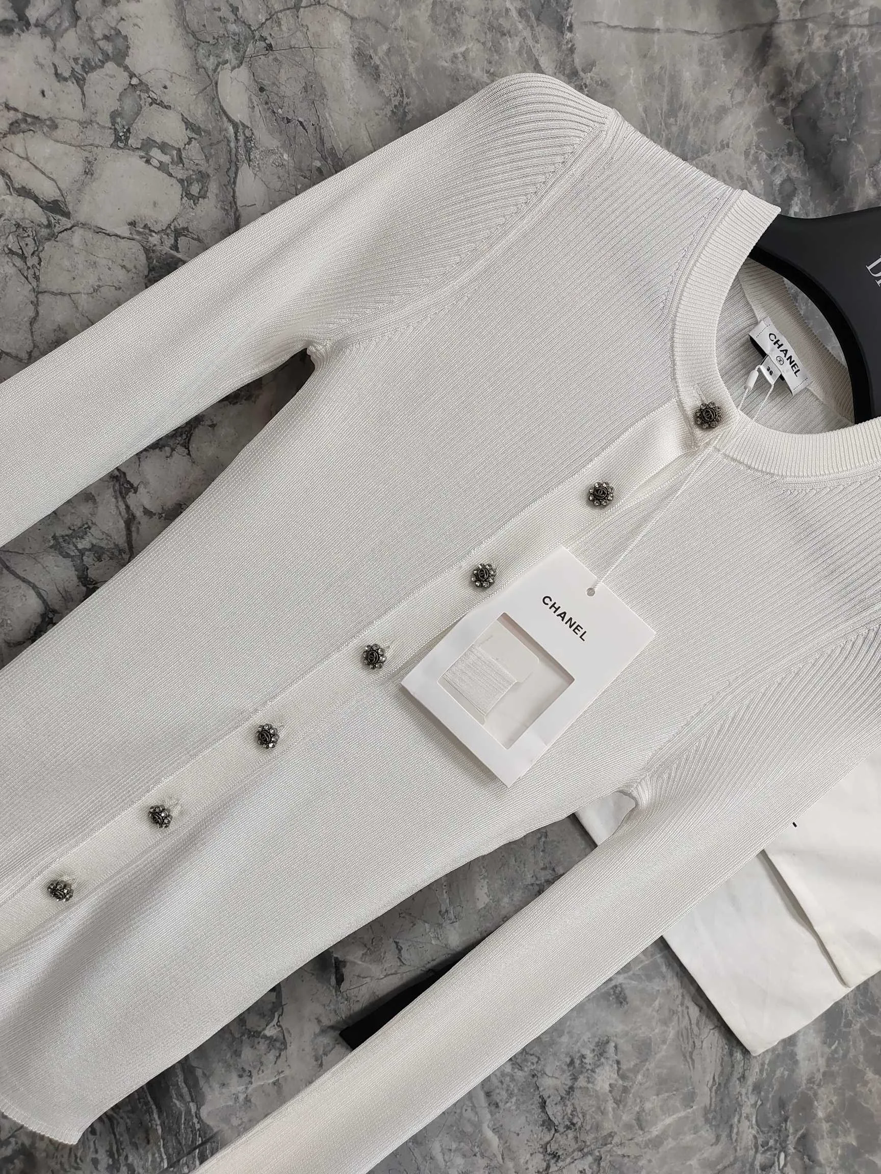 Women's Jumpers And Sweaters CHANEL 16935530