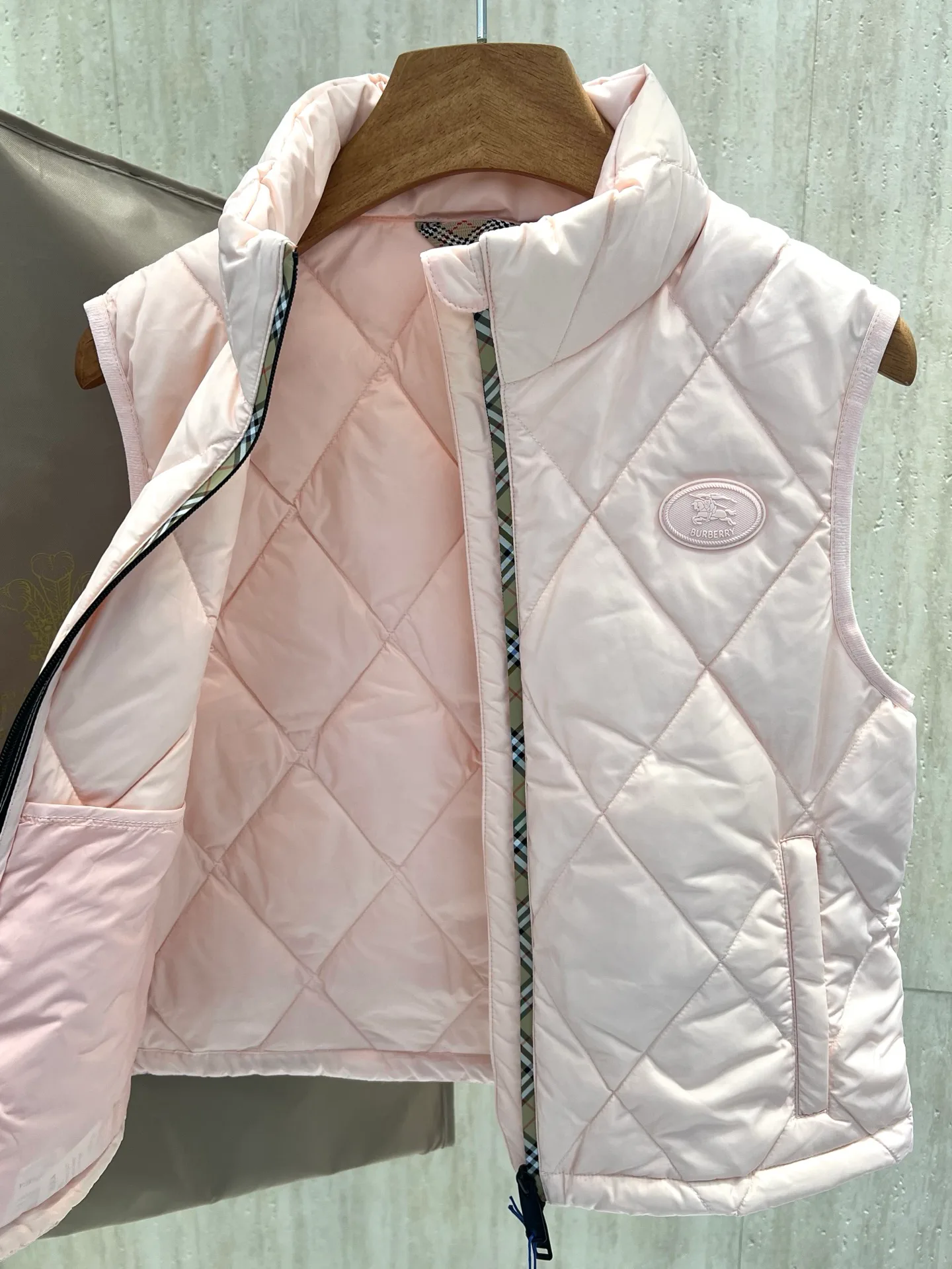 Жилеты Мужские Burberry 18683875