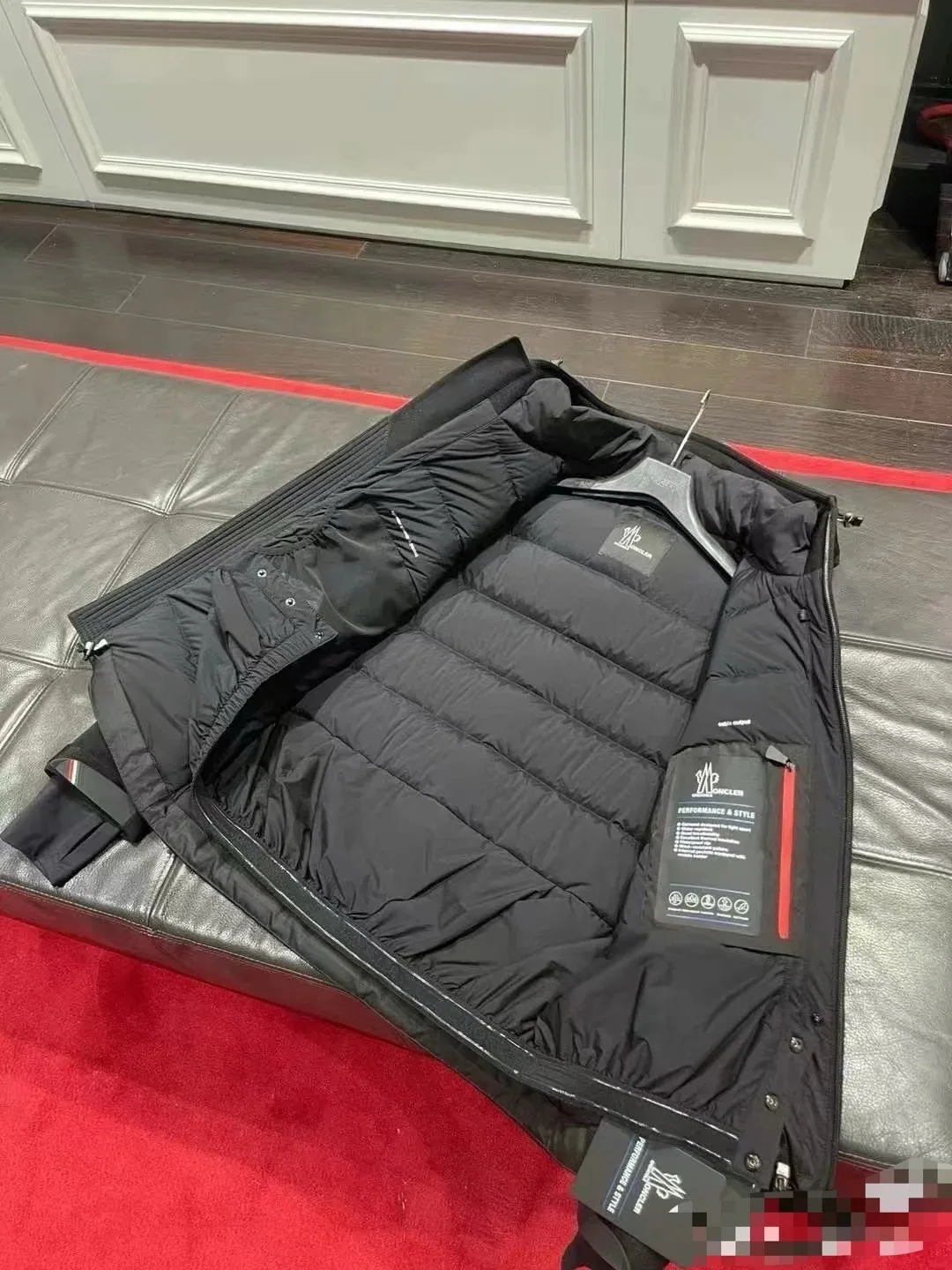Куртки И Пуховики Мужские Moncler 18596605