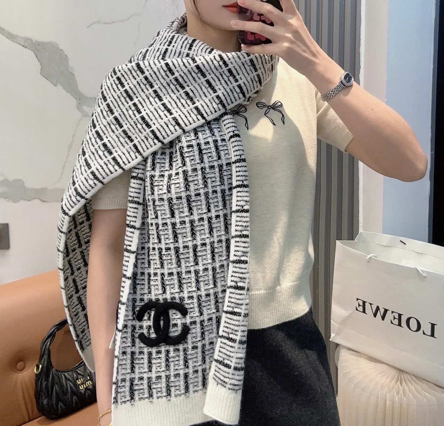 Scarves CHANEL 18105434
