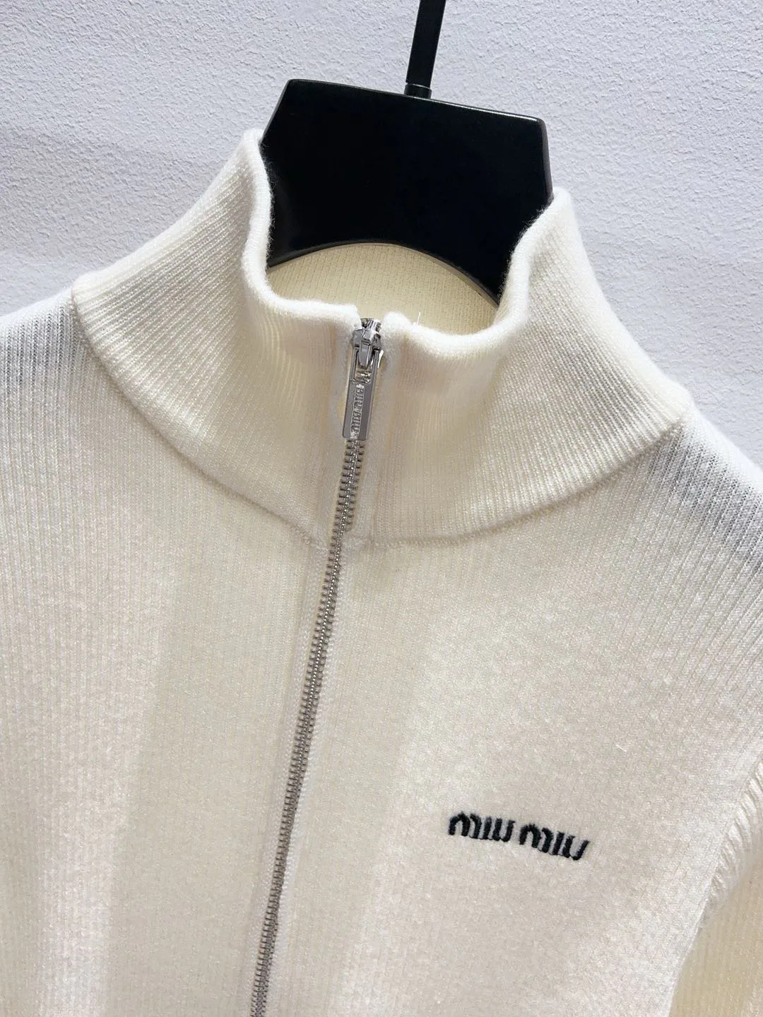 Women's Jumpers And Sweaters MIU MIU 18029070
