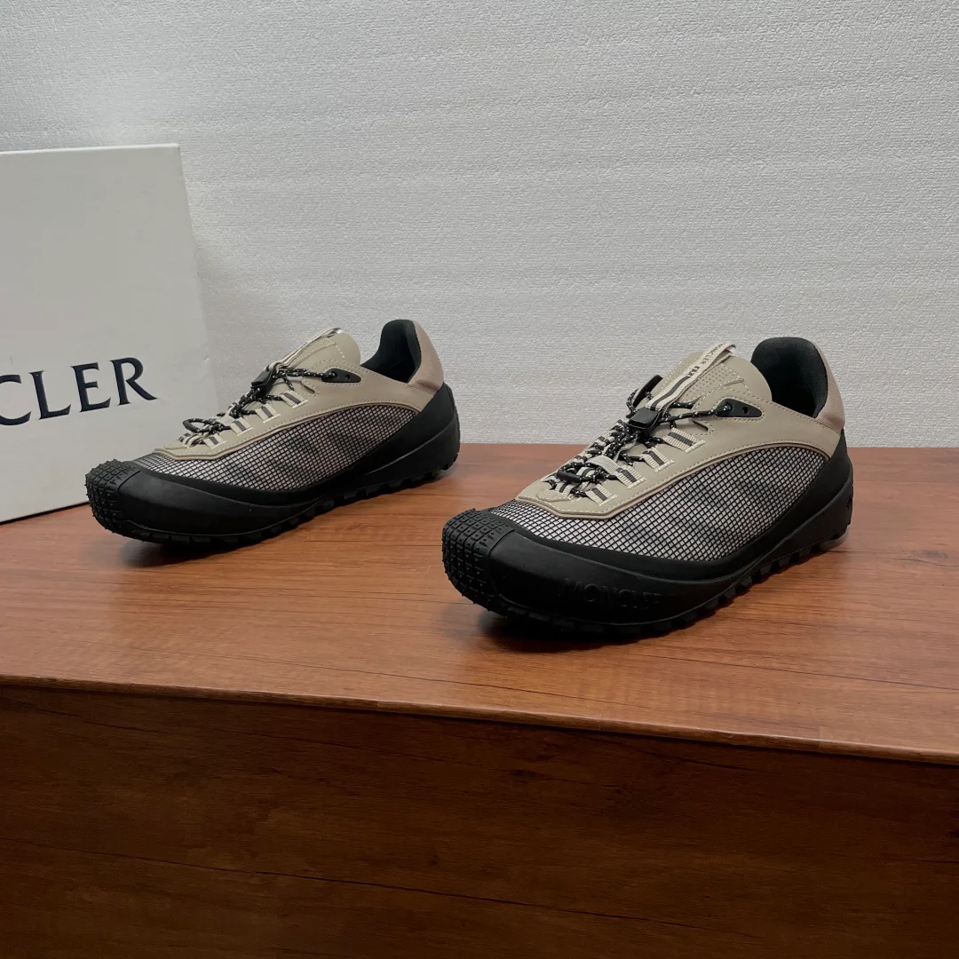 Women's Sneakers MONCLER 17934659