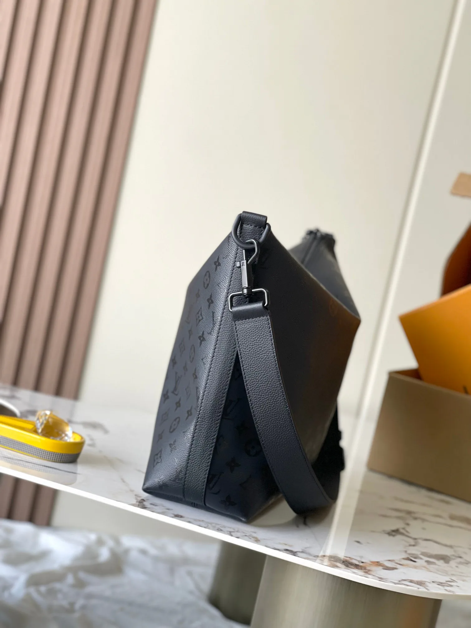 Women's Classic Handbags LOUIS VUITTON 18513659