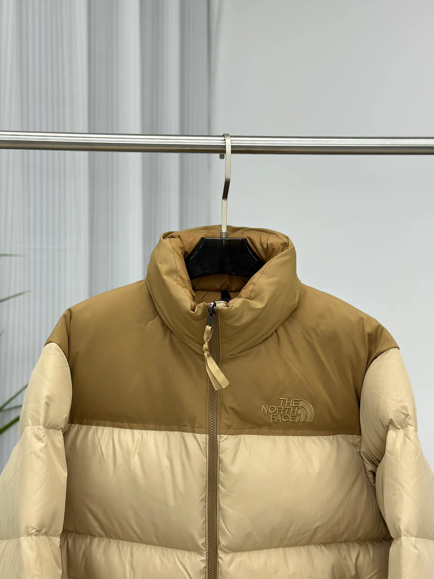 Men's Jackets And Down Jackets THE NORTH FACE 18392286