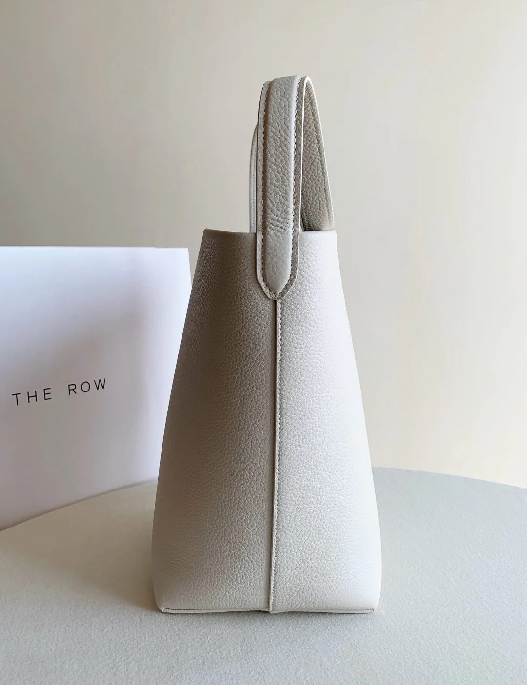 Women's Classic Handbags THE ROW 18070662