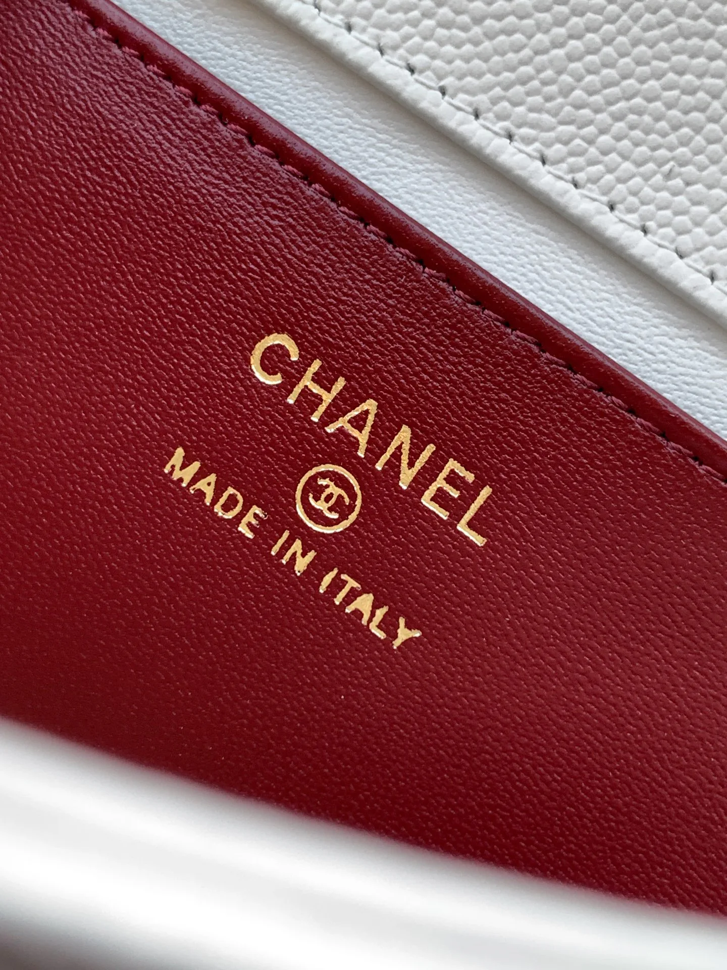 Классические Сумки Женские Chanel 18588877