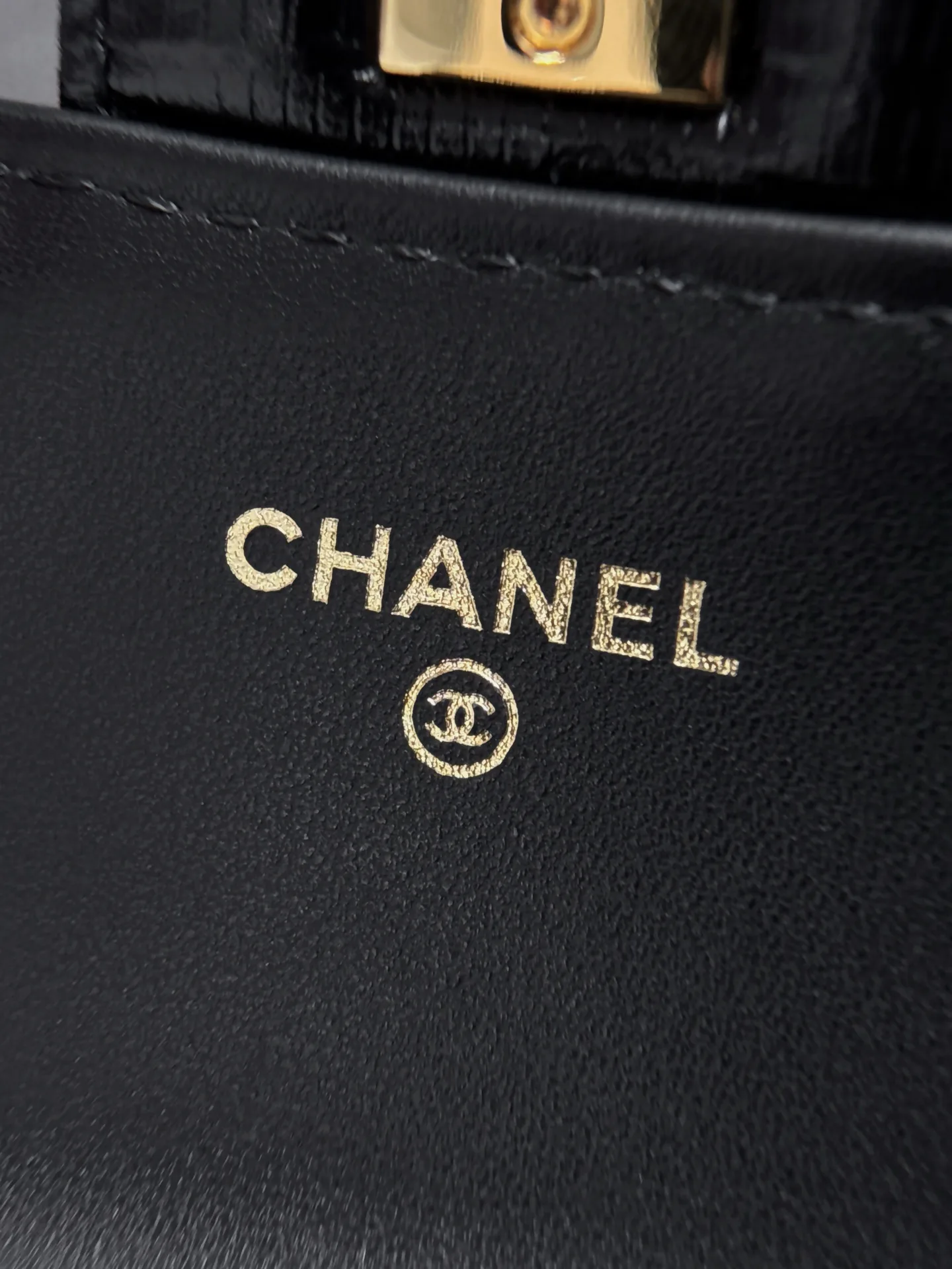 Women's Classic Handbags CHANEL 18065624