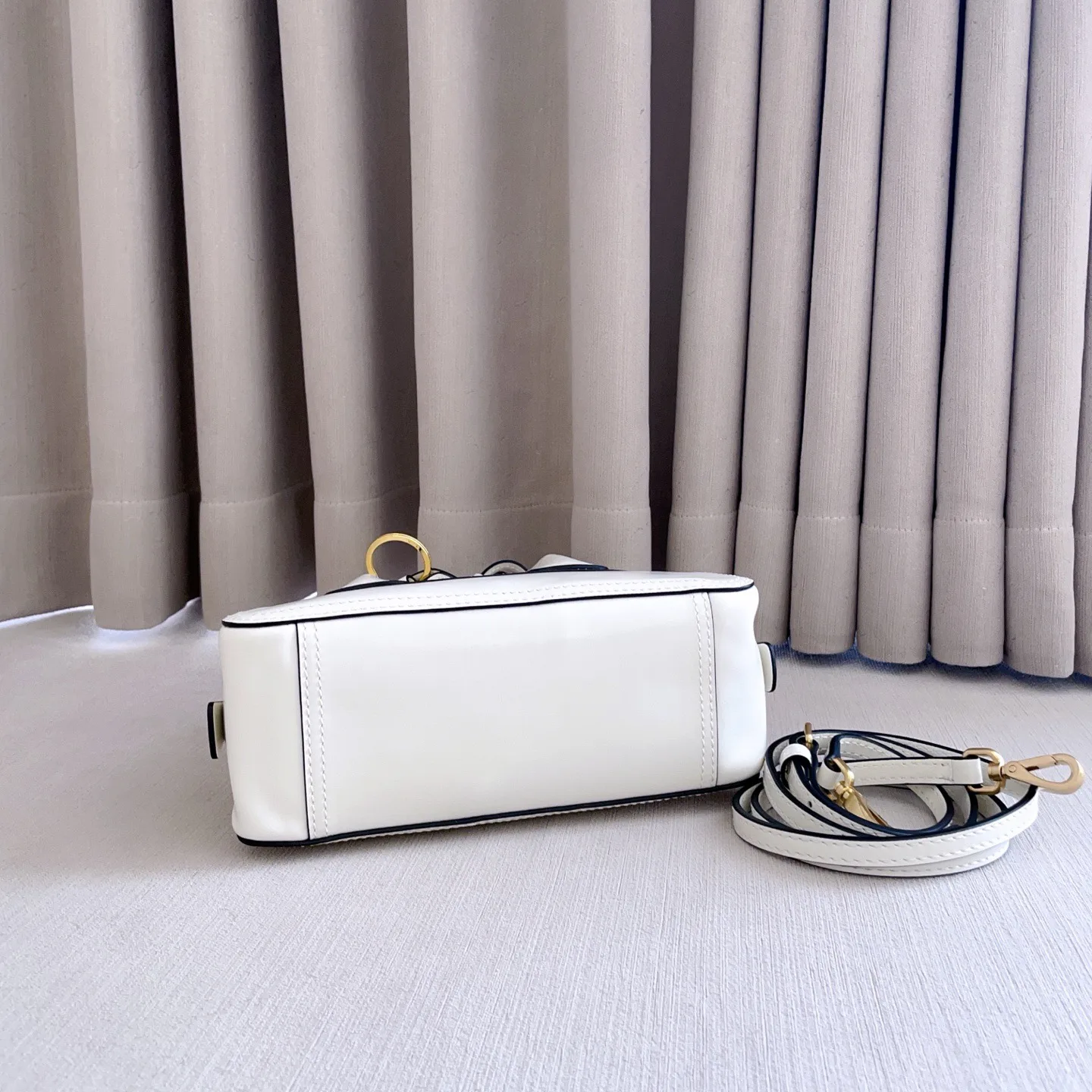 Women's Classic Handbags MIU MIU 18401337