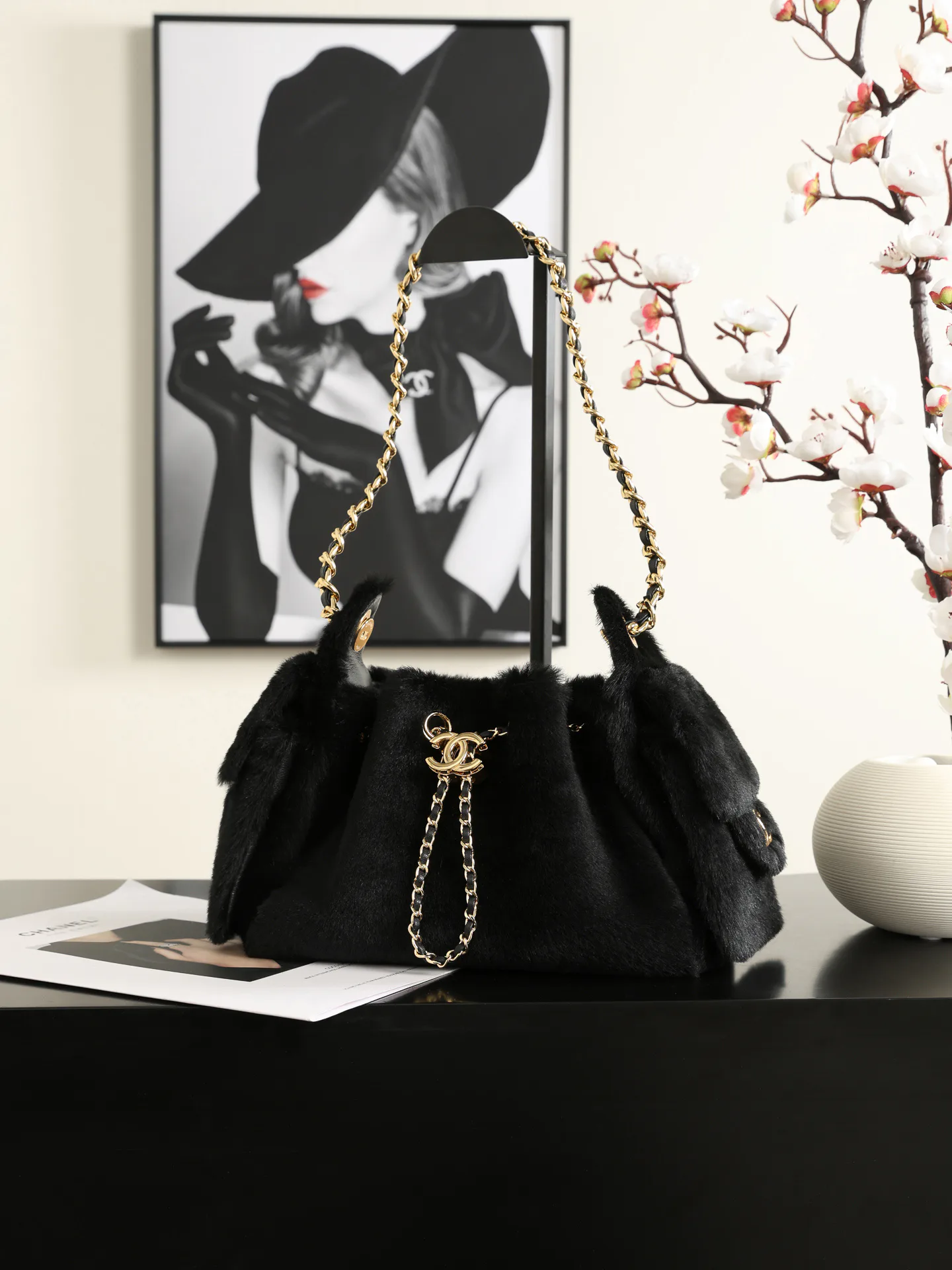 Women's Classic Handbags CHANEL 18000327