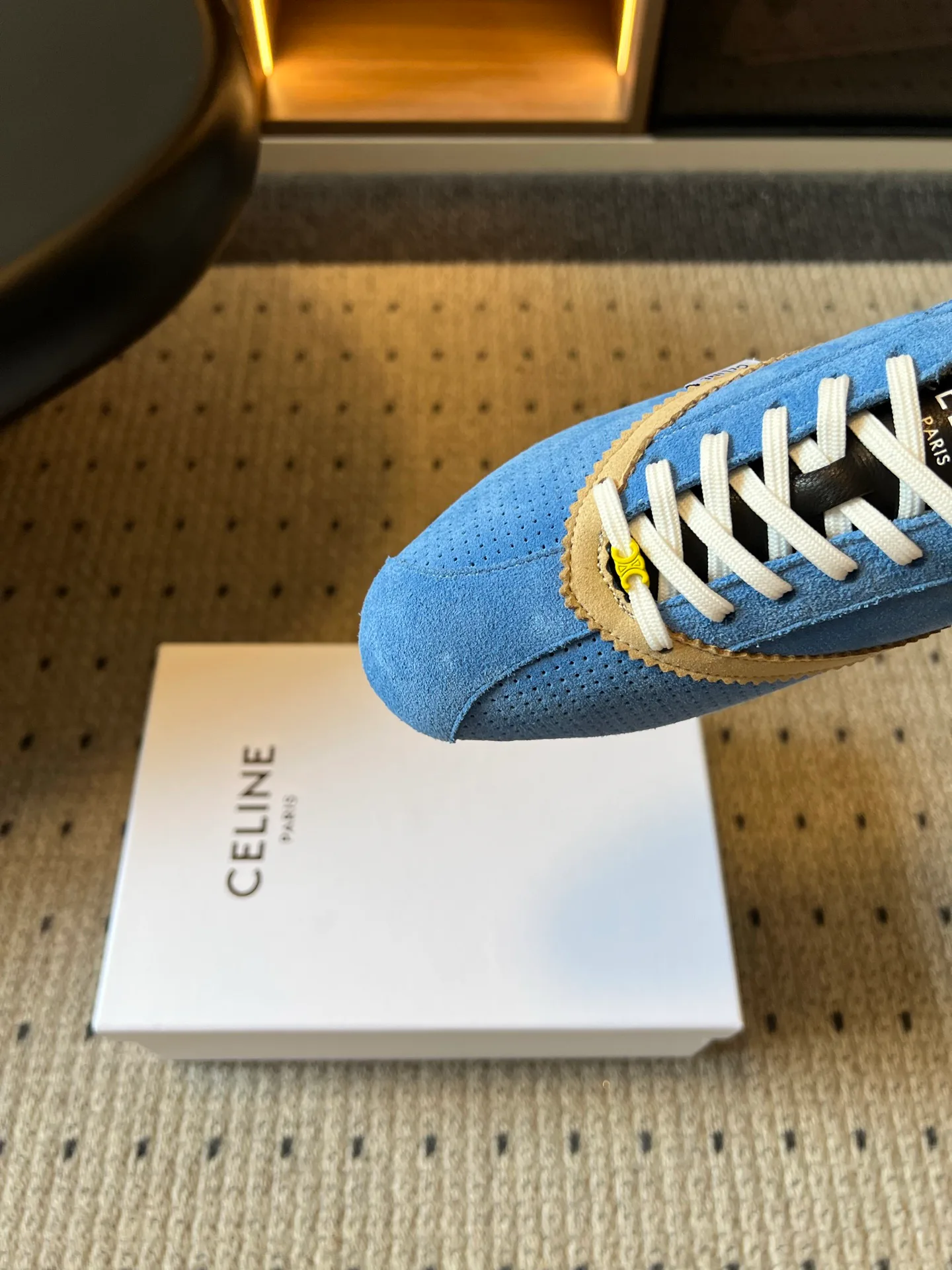 Women's Sneakers CELINE 18120881