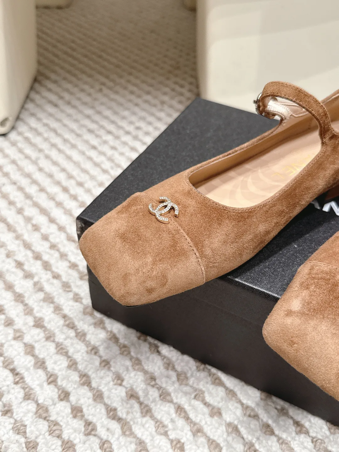 Women's Heels CHANEL 17421379