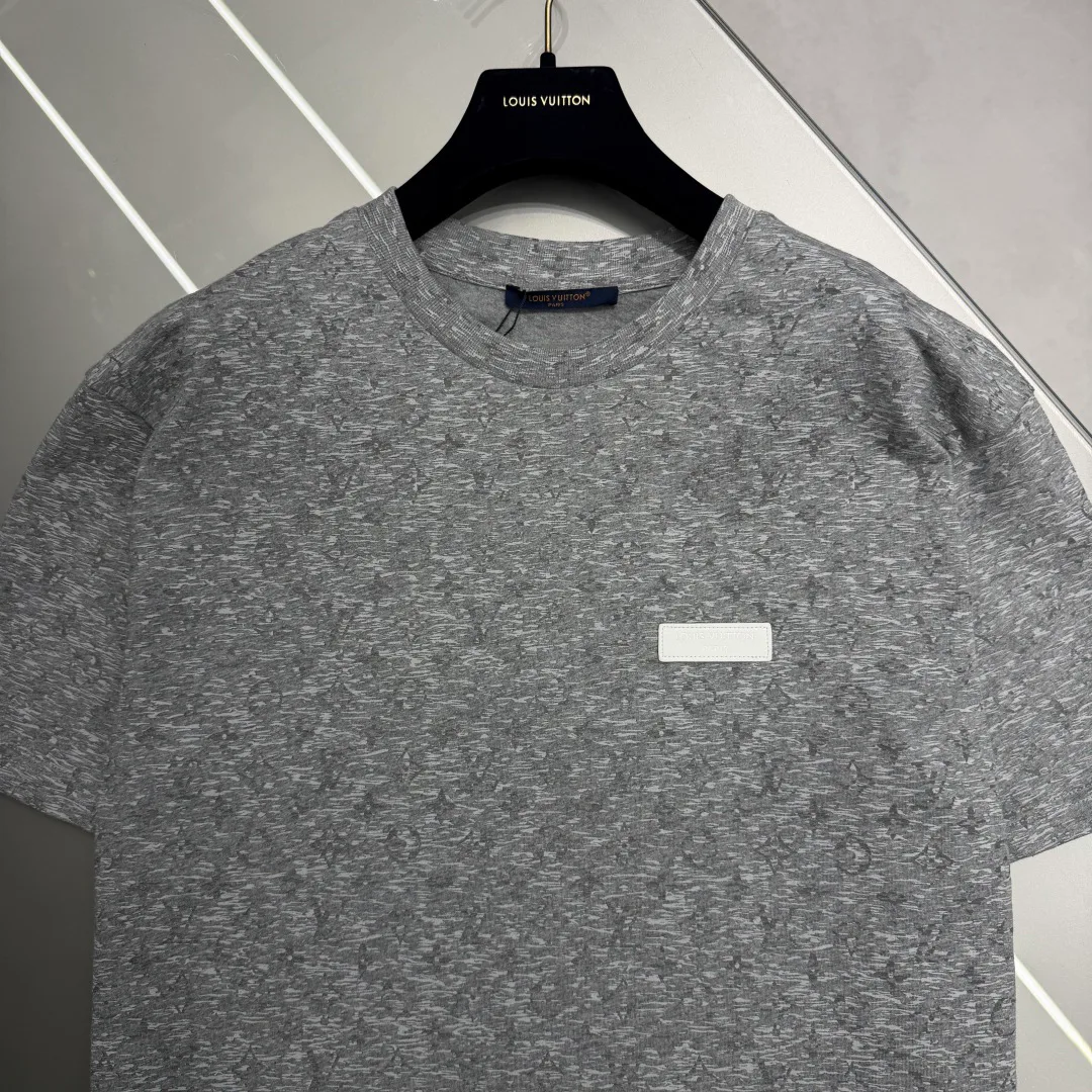 Men's T-Shirts LOUIS VUITTON 17907571