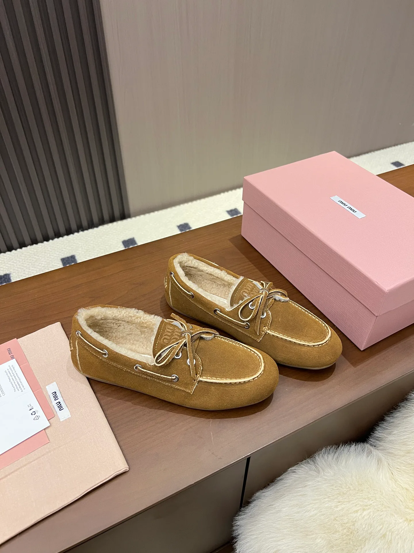 Women's Loafers And Moccasins MIU MIU 17968354