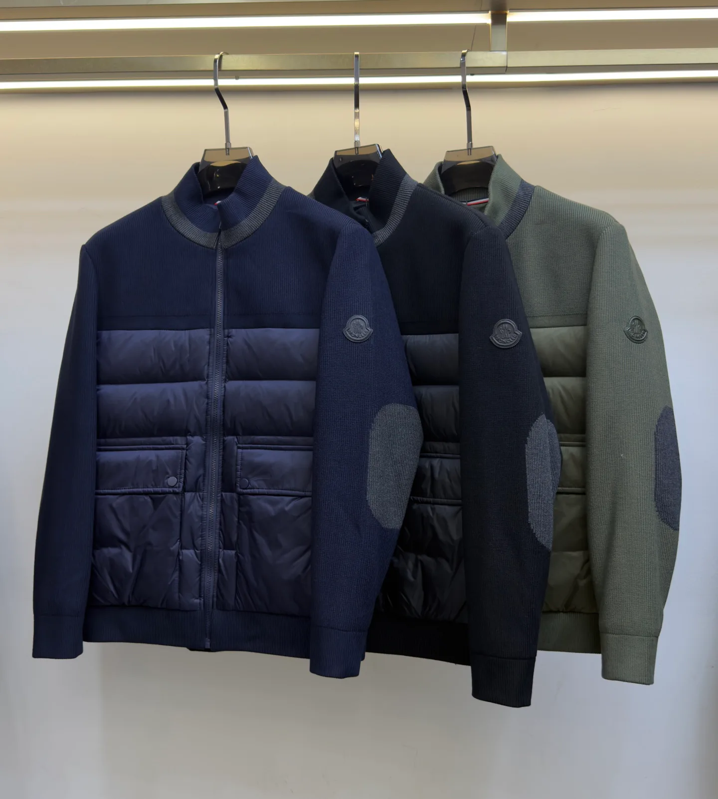 Men's Jackets And Down Jackets MONCLER 18048019