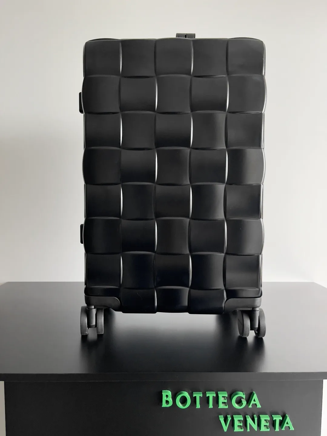 Suitcases BOTTEGA VENETA 17179060