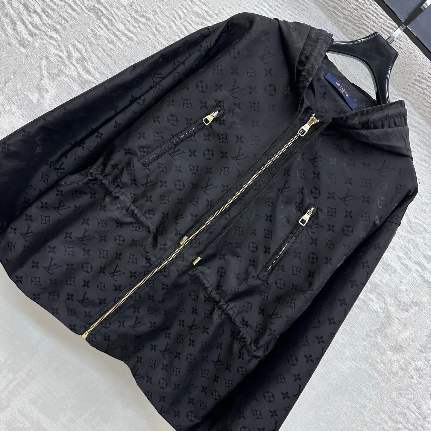 Women's Jackets And Down Jackets LOUIS VUITTON 18131250