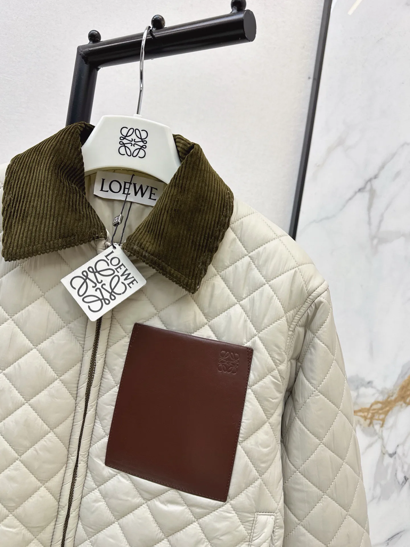 Women's Jackets And Down Jackets LOEWE 18272034