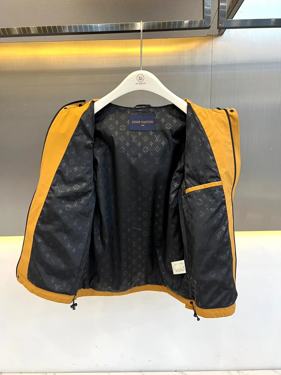 Men's Jackets And Down Jackets LOUIS VUITTON 18416785