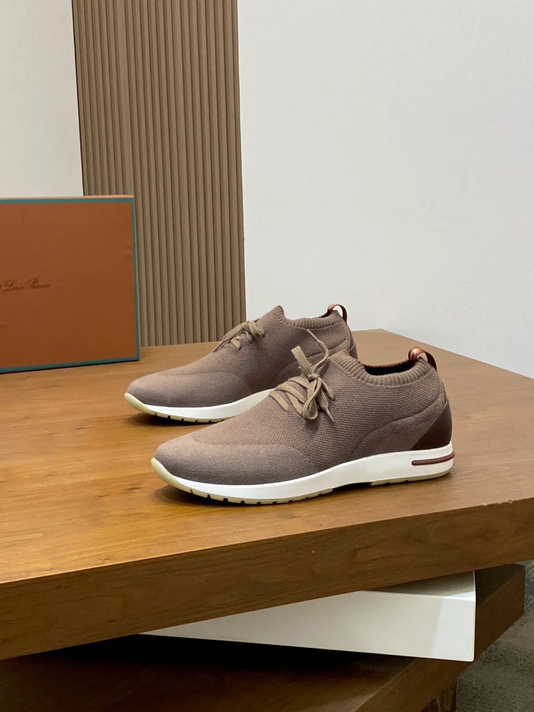 Кроссовки Мужские Loro Piana 18586461