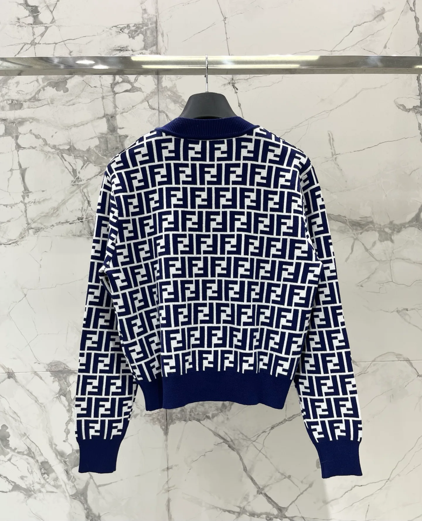 Women's Jumpers And Sweaters FENDI 18211655