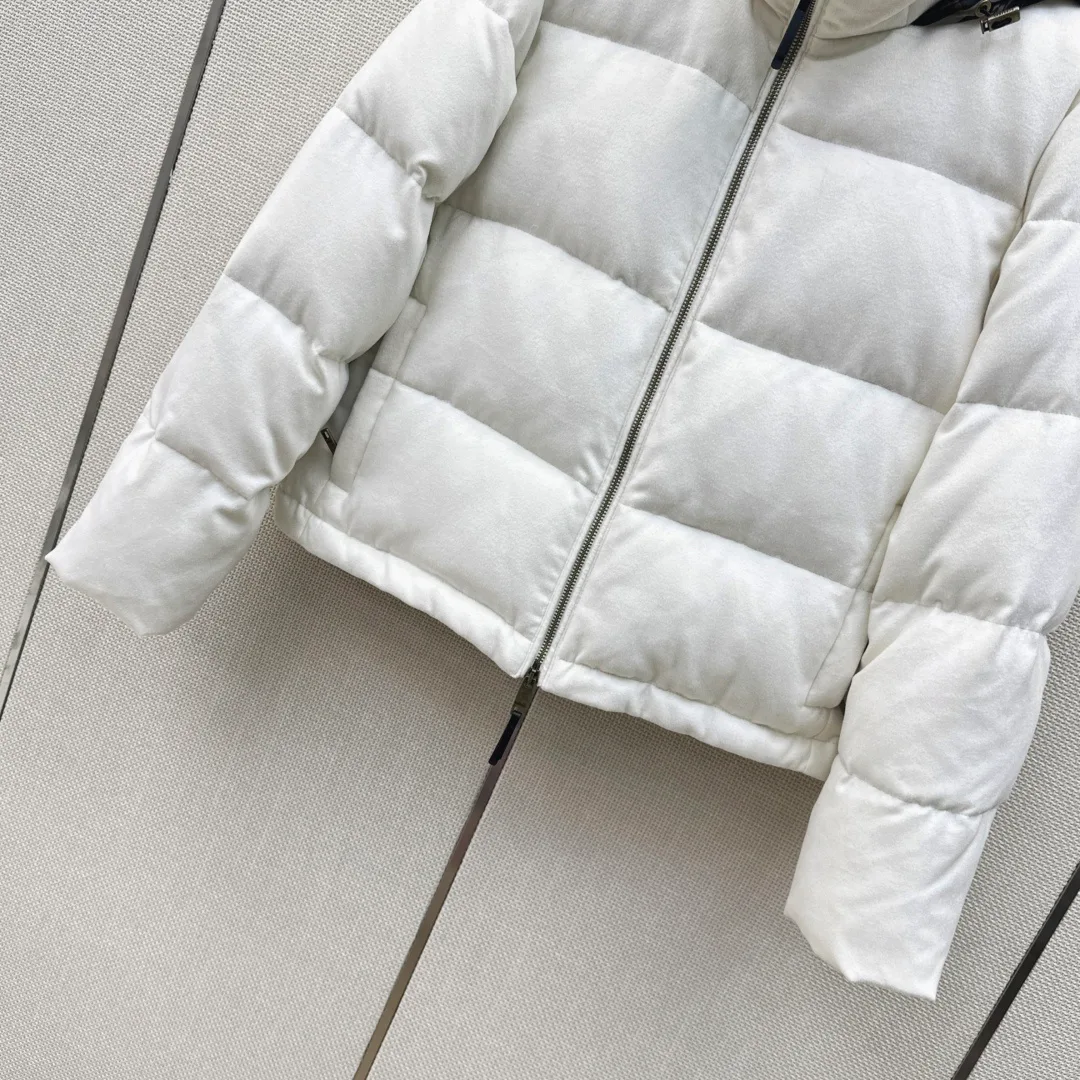 Women's Jackets And Down Jackets BURBERRY 18023678