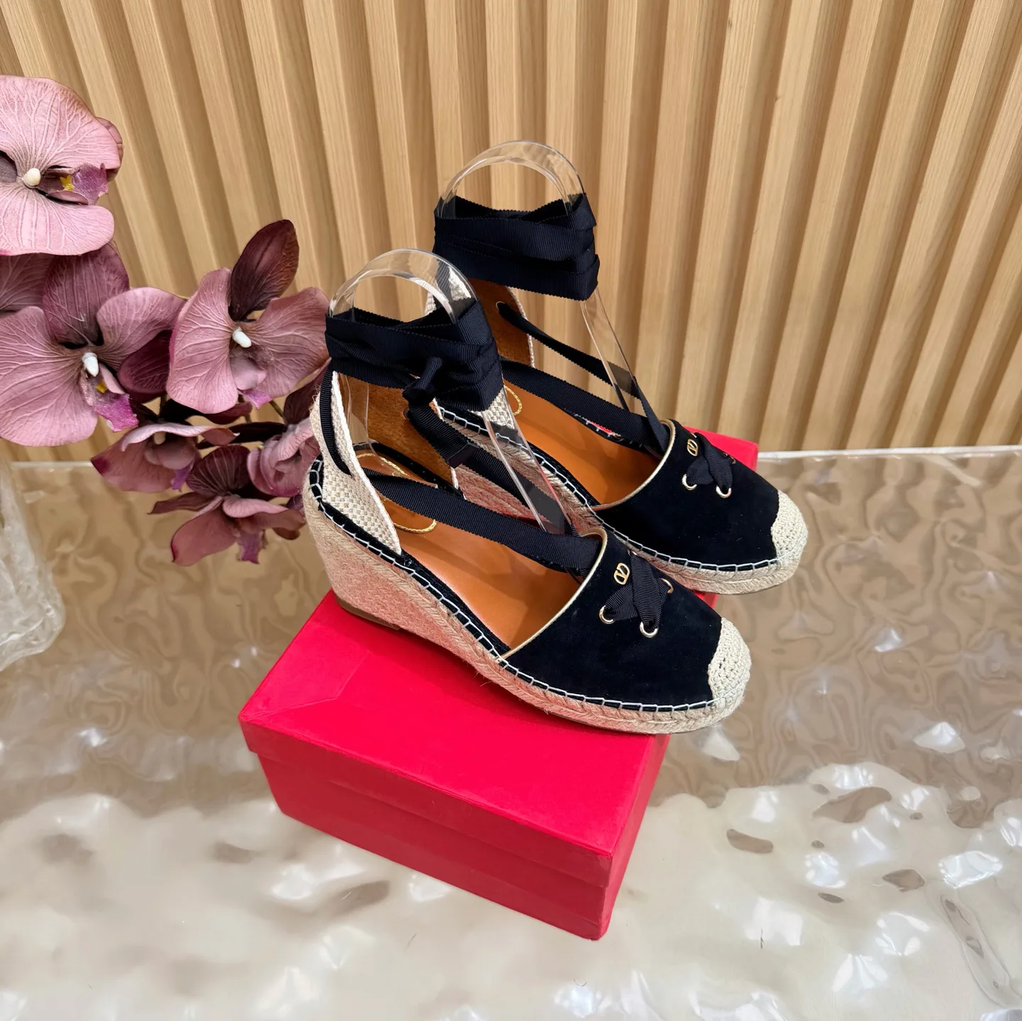 Women's Open-Toe Sandals VALENTINO 17728243