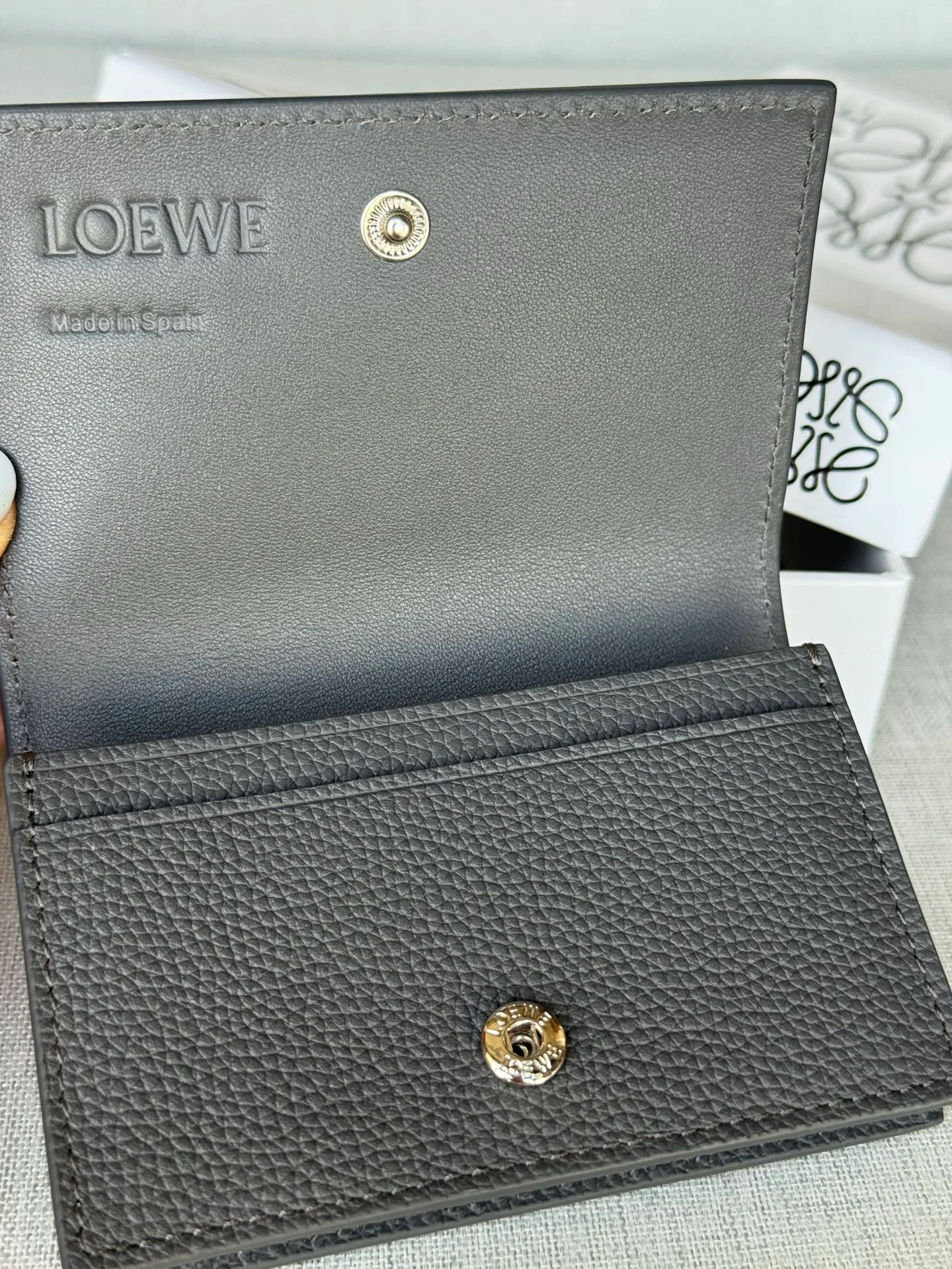Women's Clutches LOEWE 17866095