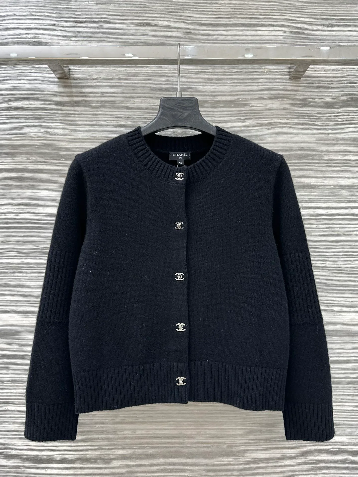 Women's Jumpers And Sweaters CHANEL 18027202