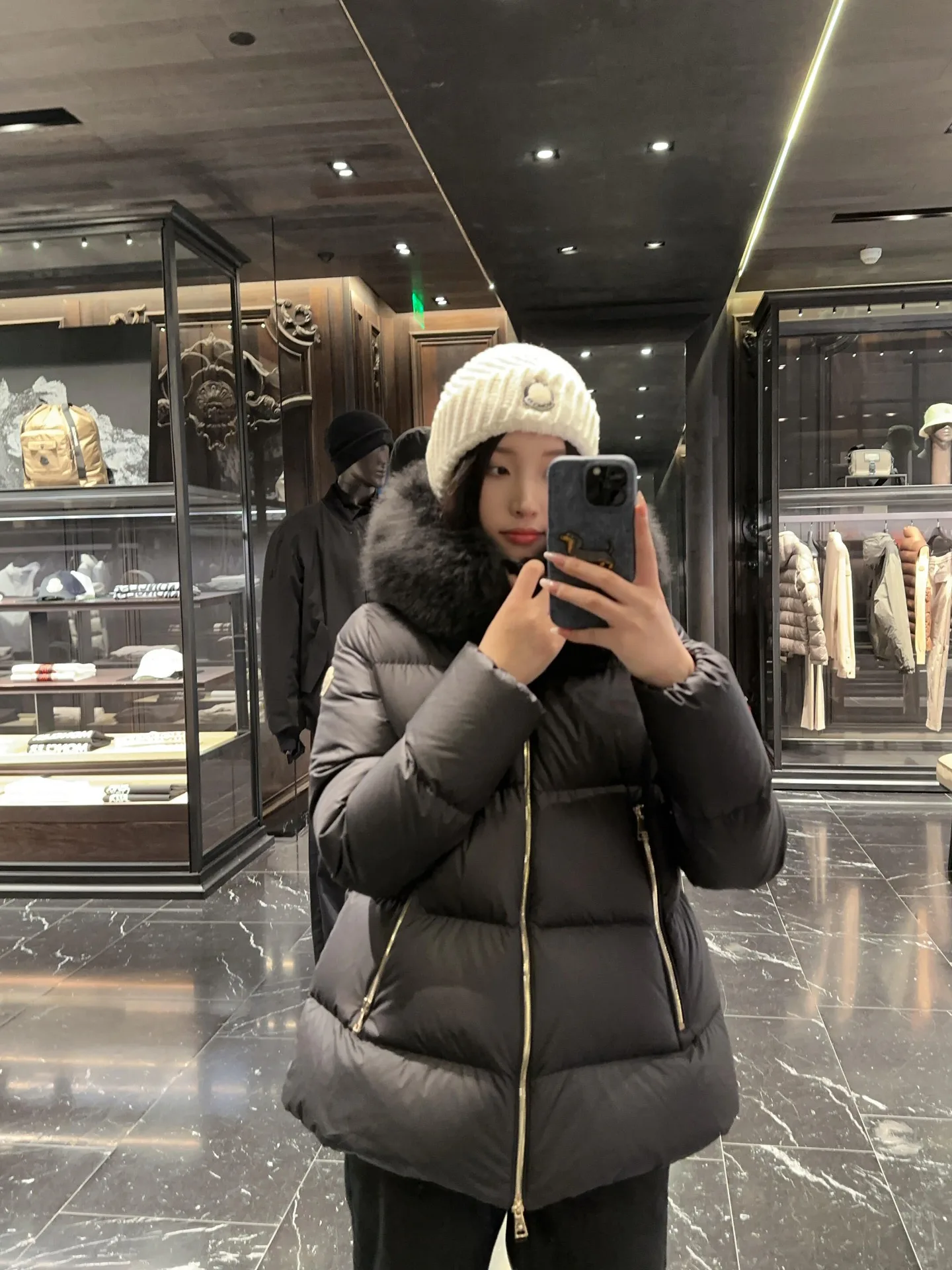 Куртки И Пуховики Женские Moncler 18615201
