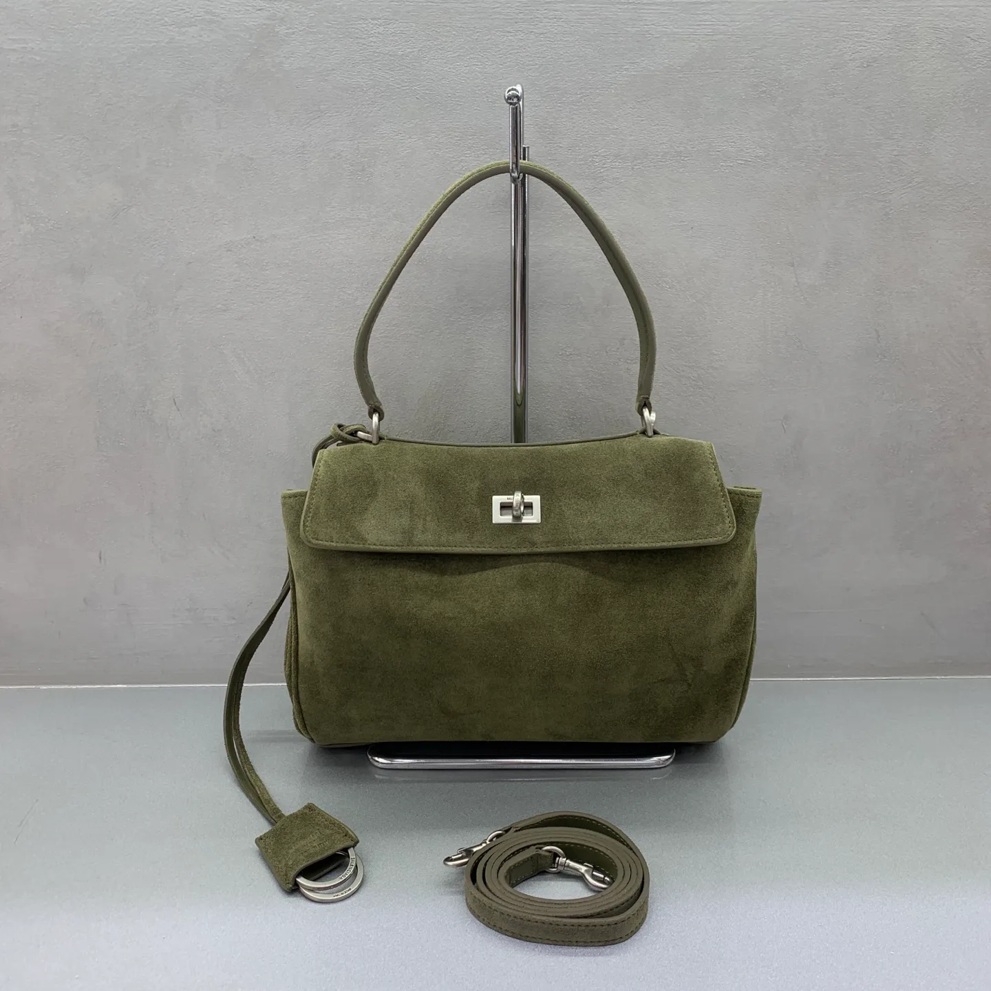 Women's Classic Handbags BALENCIAGA 18410420