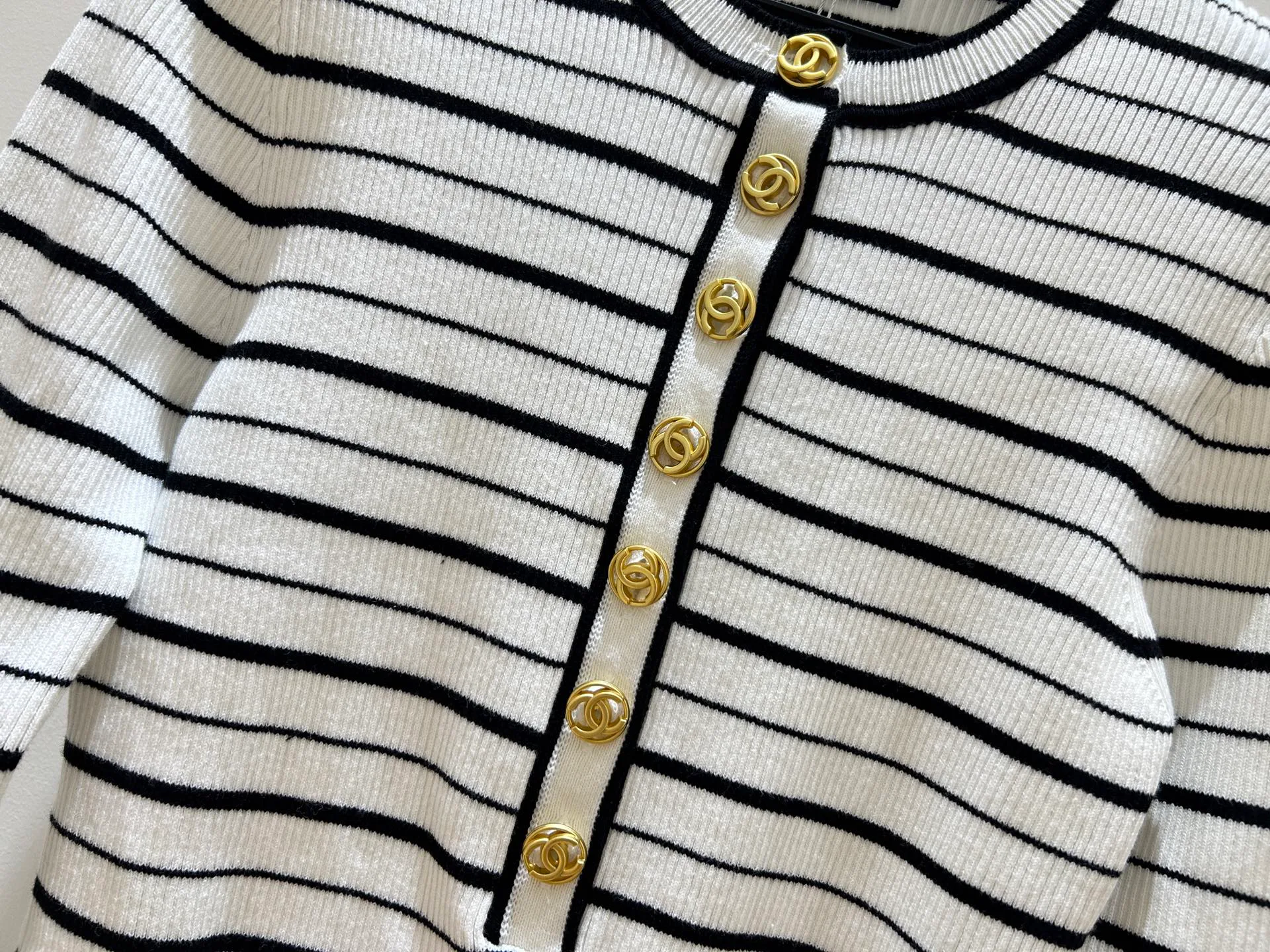 Women's Jumpers And Sweaters CHANEL 18096982