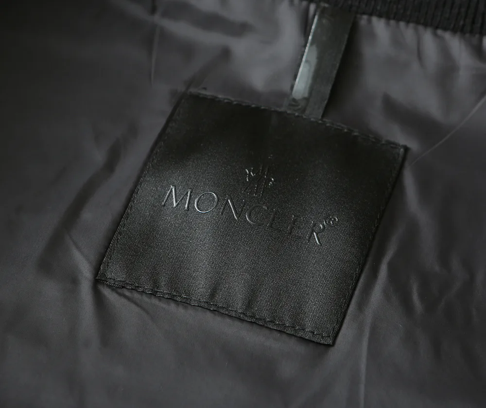 Men's Jackets And Down Jackets MONCLER 18345618