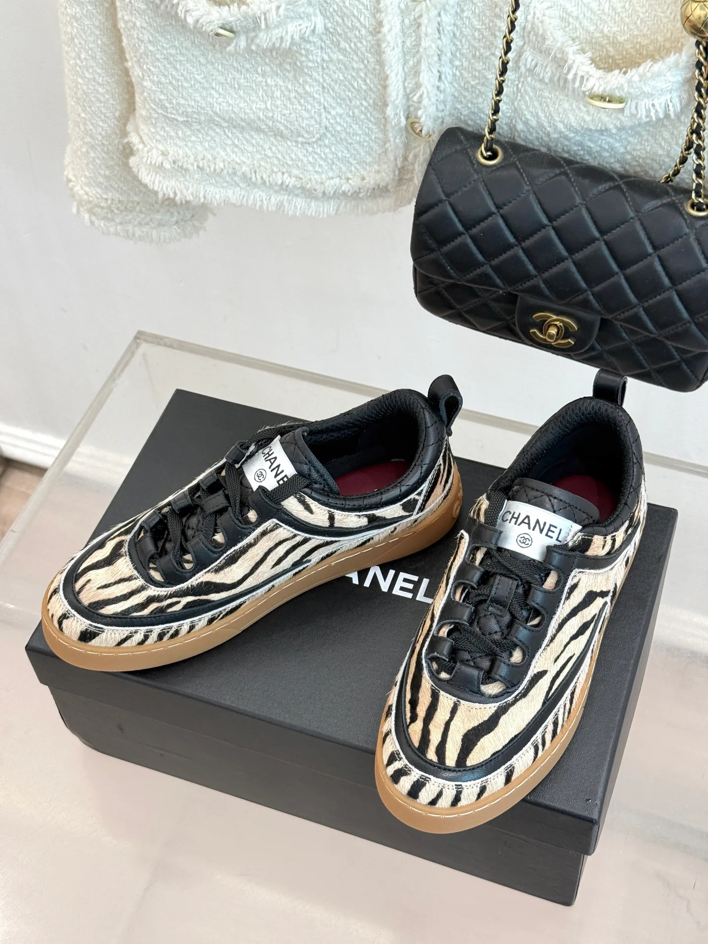 Women's Sneakers CHANEL 17864829