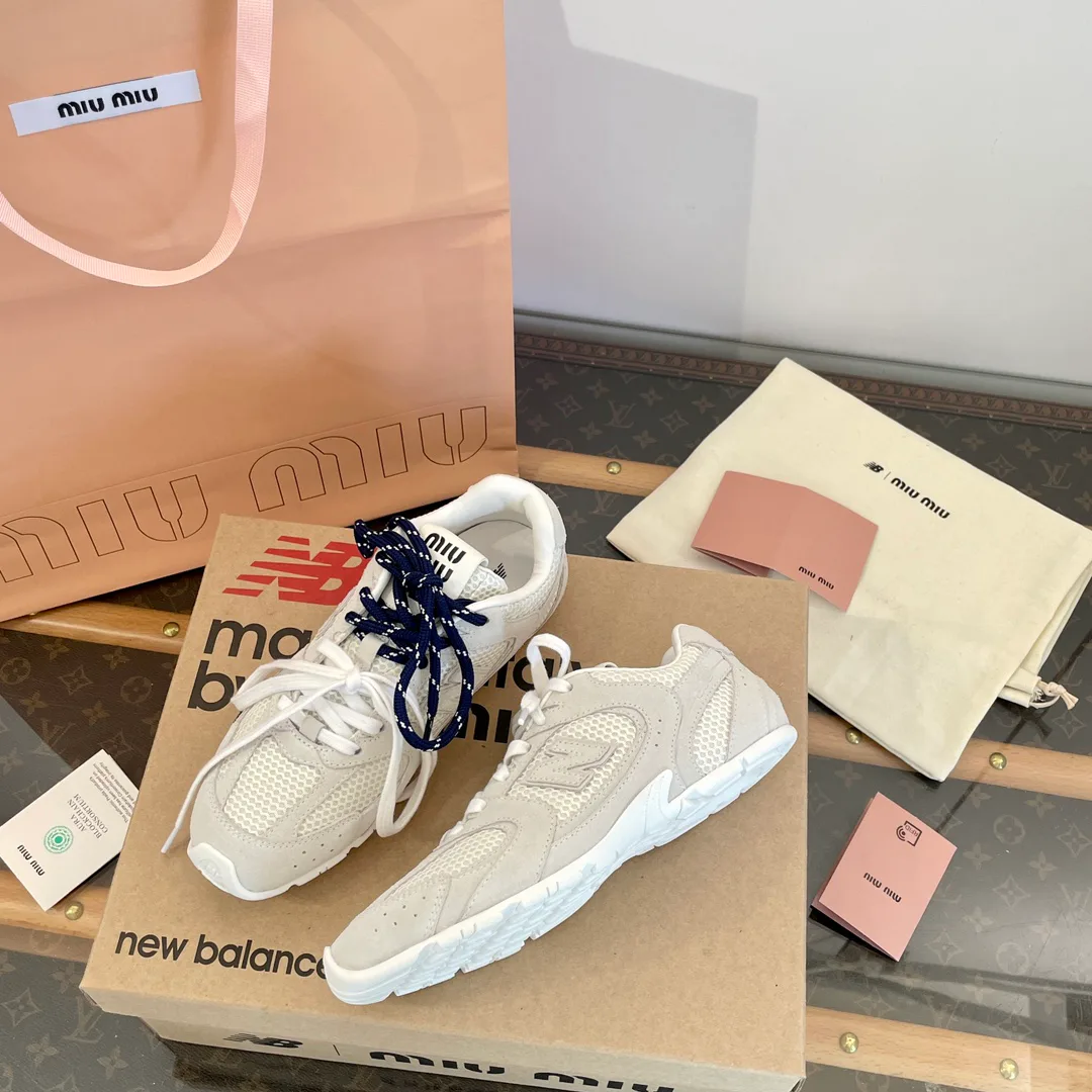 Women's Sneakers MIU MIU 17963974