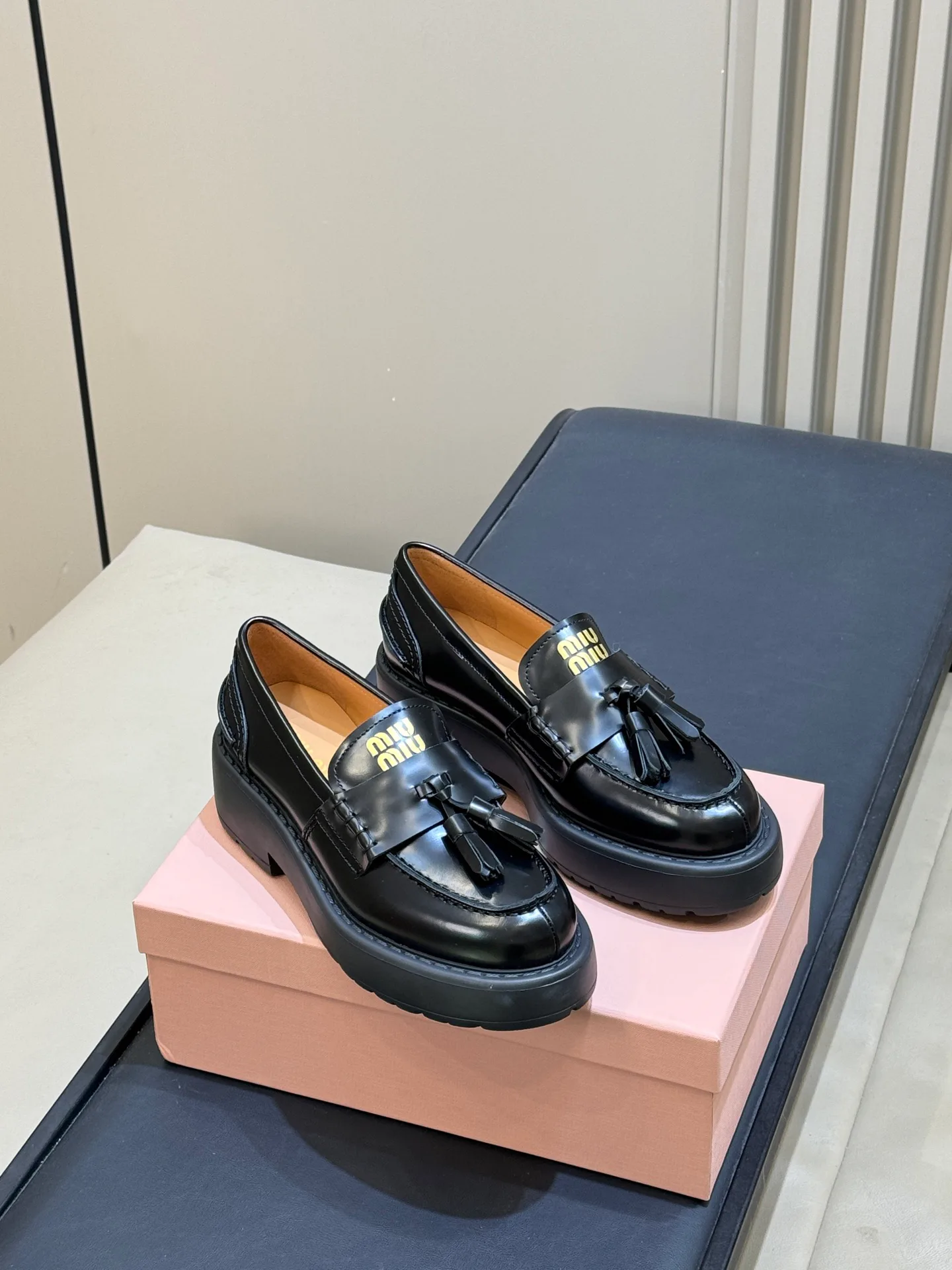 Women's Loafers And Moccasins MIU MIU 18192855