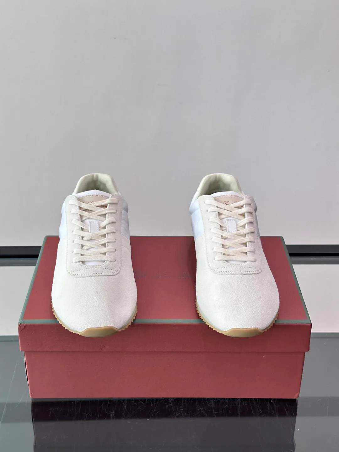 Women's Sneakers LORO PIANA 17447596
