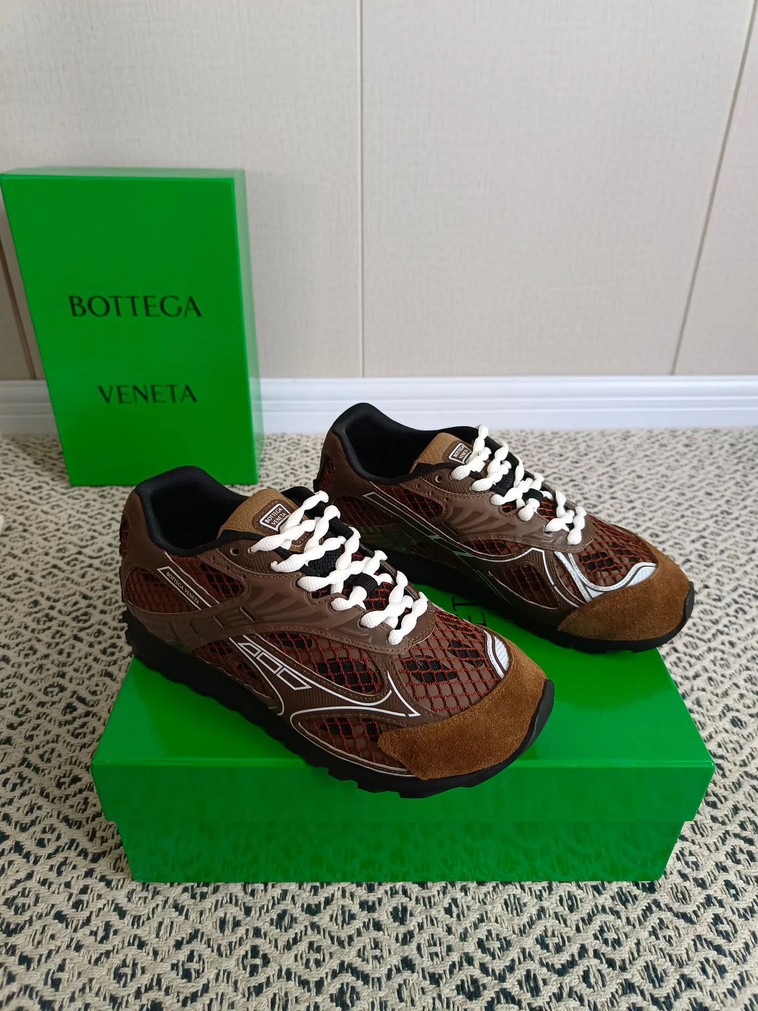 Women's Sneakers BOTTEGA VENETA 18273982