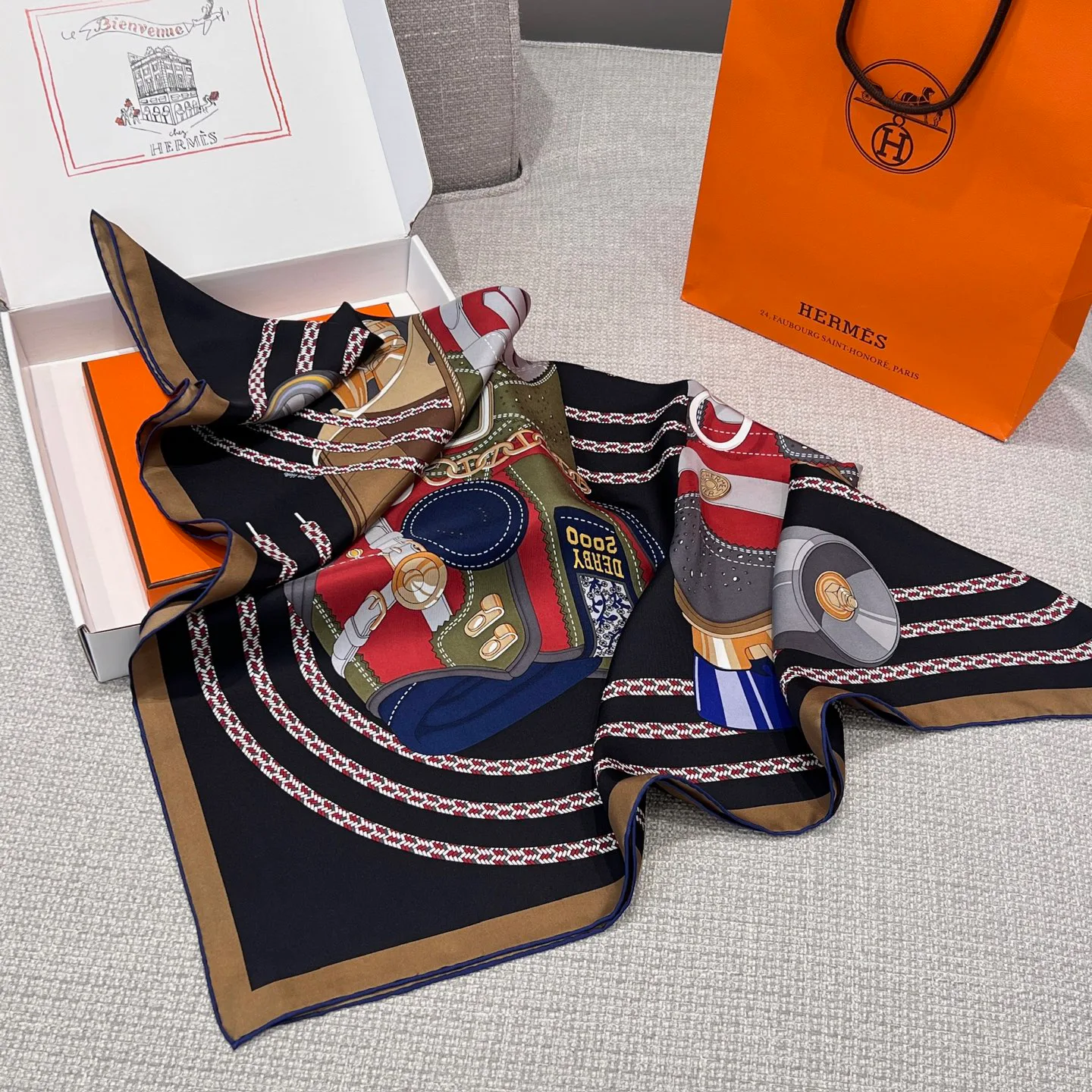 Silk Scarves HERMES 17991436