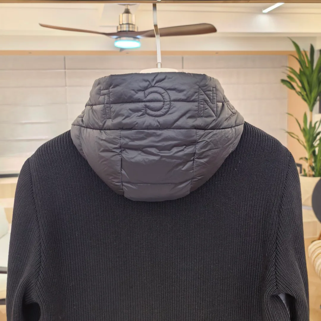 Men's Jackets And Down Jackets MONCLER 18130357