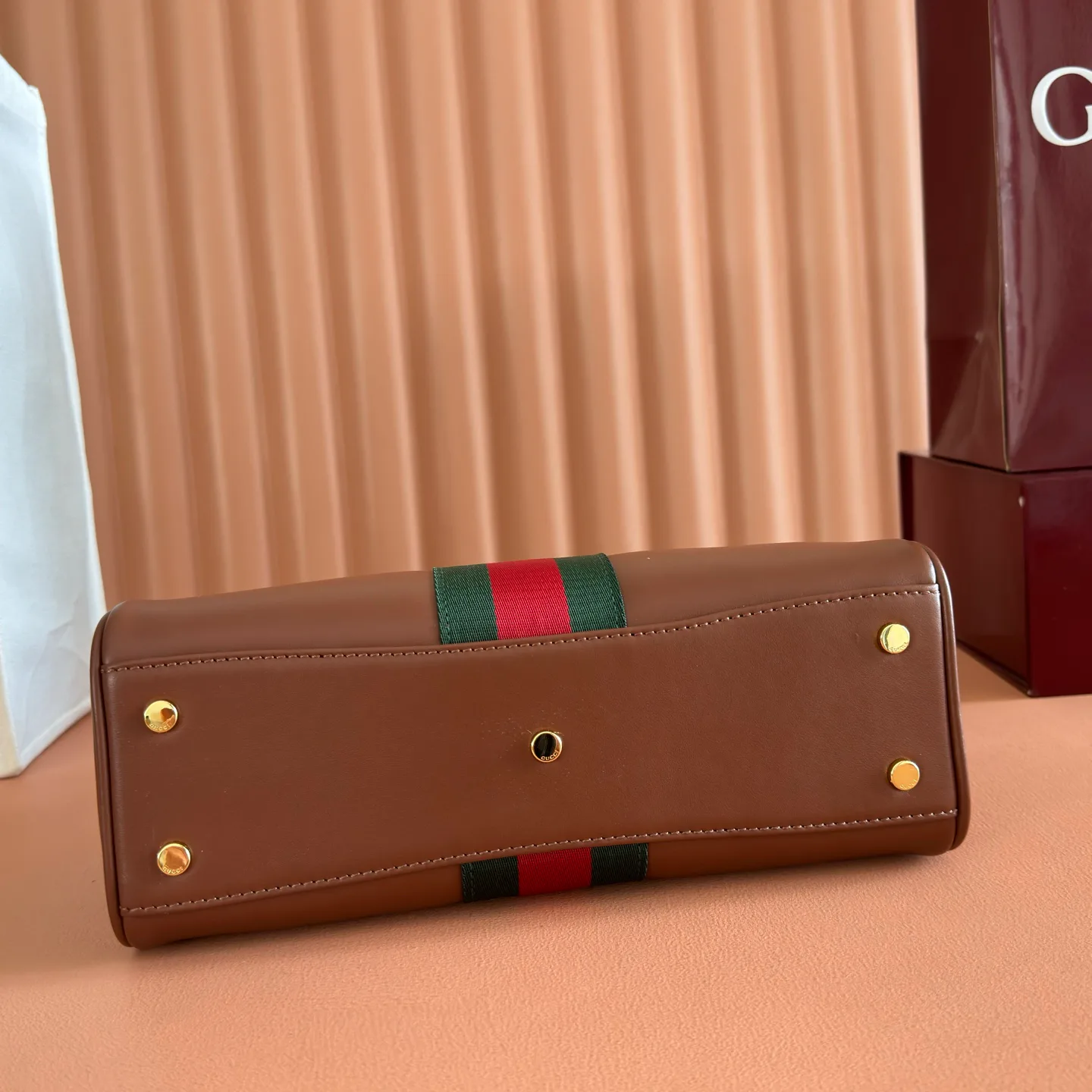 Women's Classic Handbags GUCCI 18004477