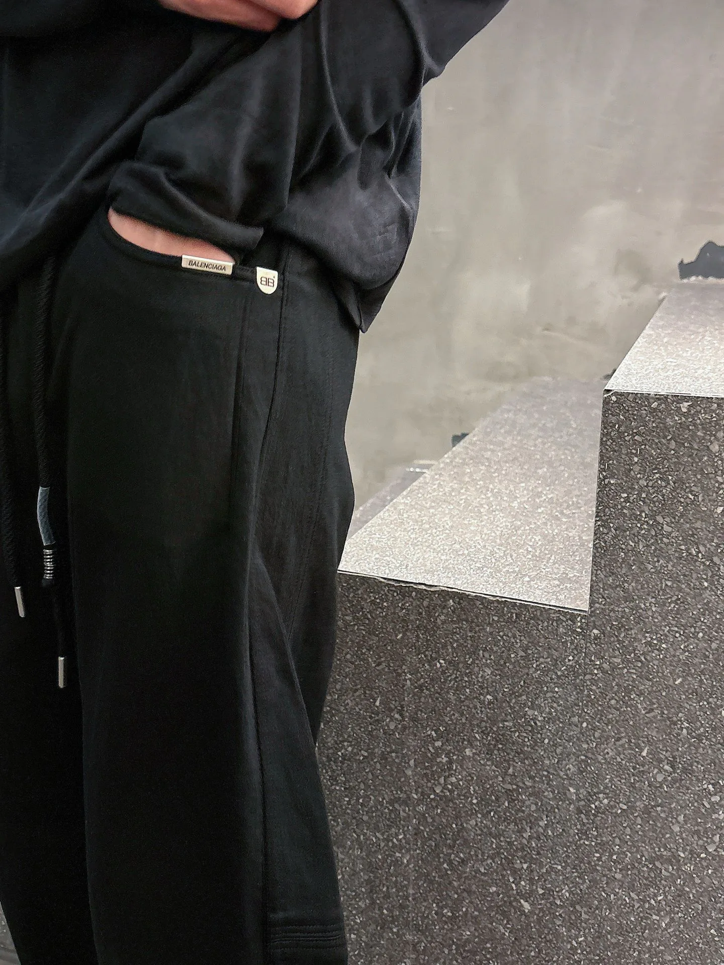 Men's Trousers BALENCIAGA 18399249