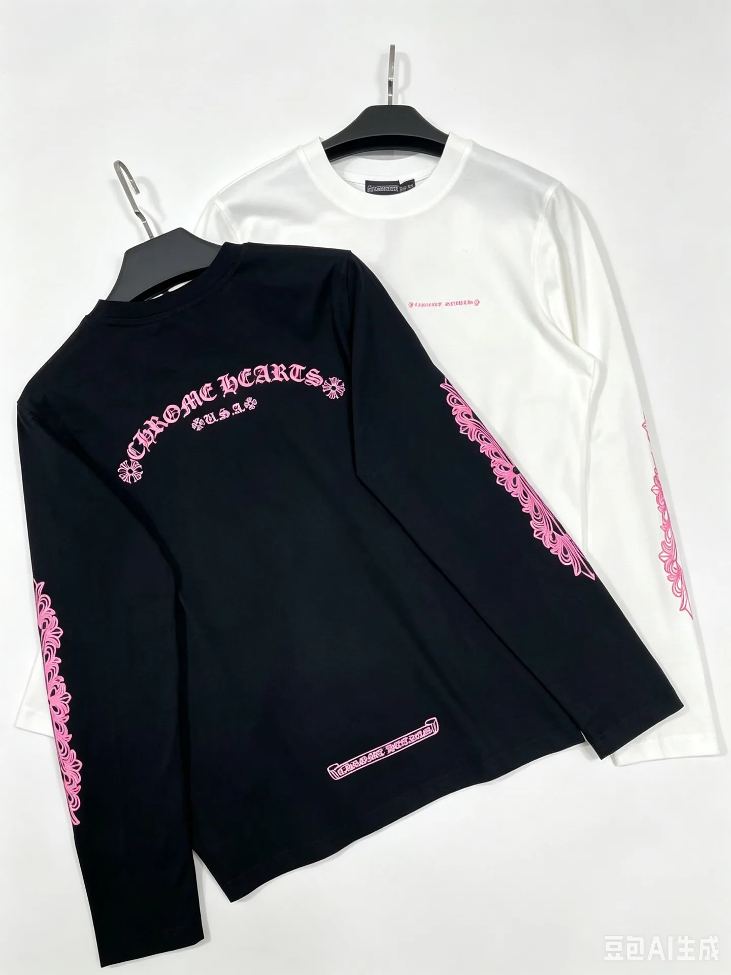Women's T-Shirts CHROME HEARTS 17561583