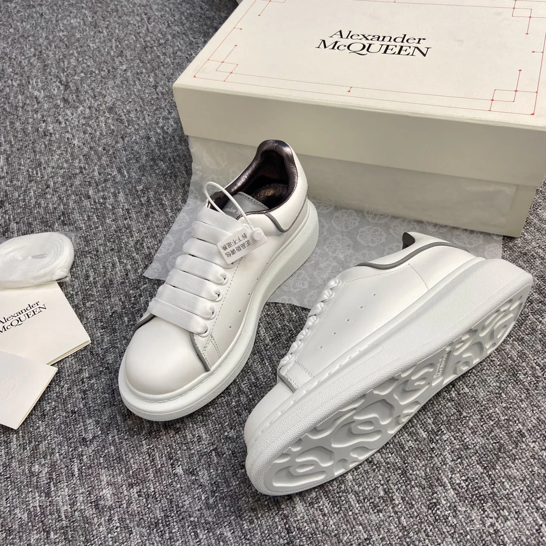 Women's Sneakers ALEXANDER MCQUEEN 17963424
