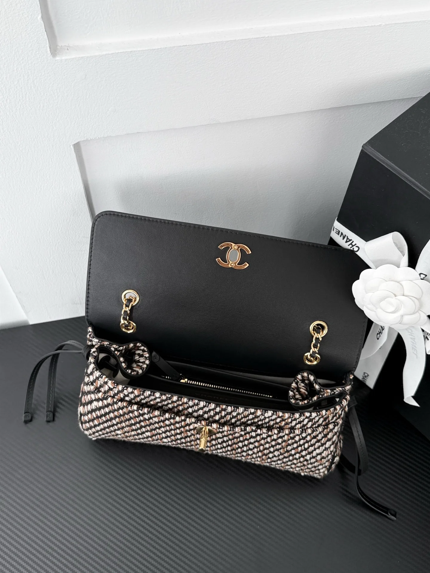 Women's Classic Handbags CHANEL 18477044