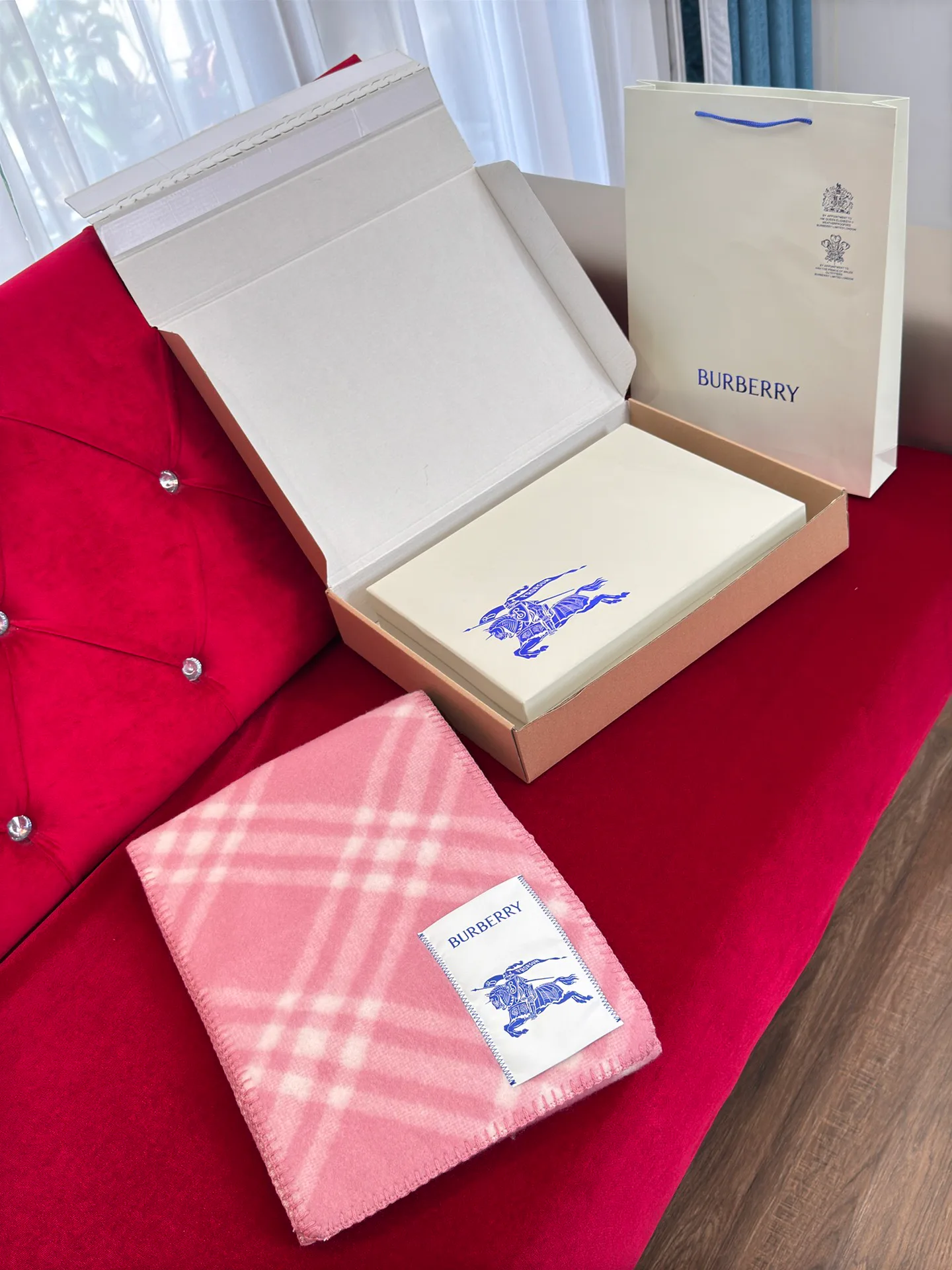 Scarves BURBERRY 18287464