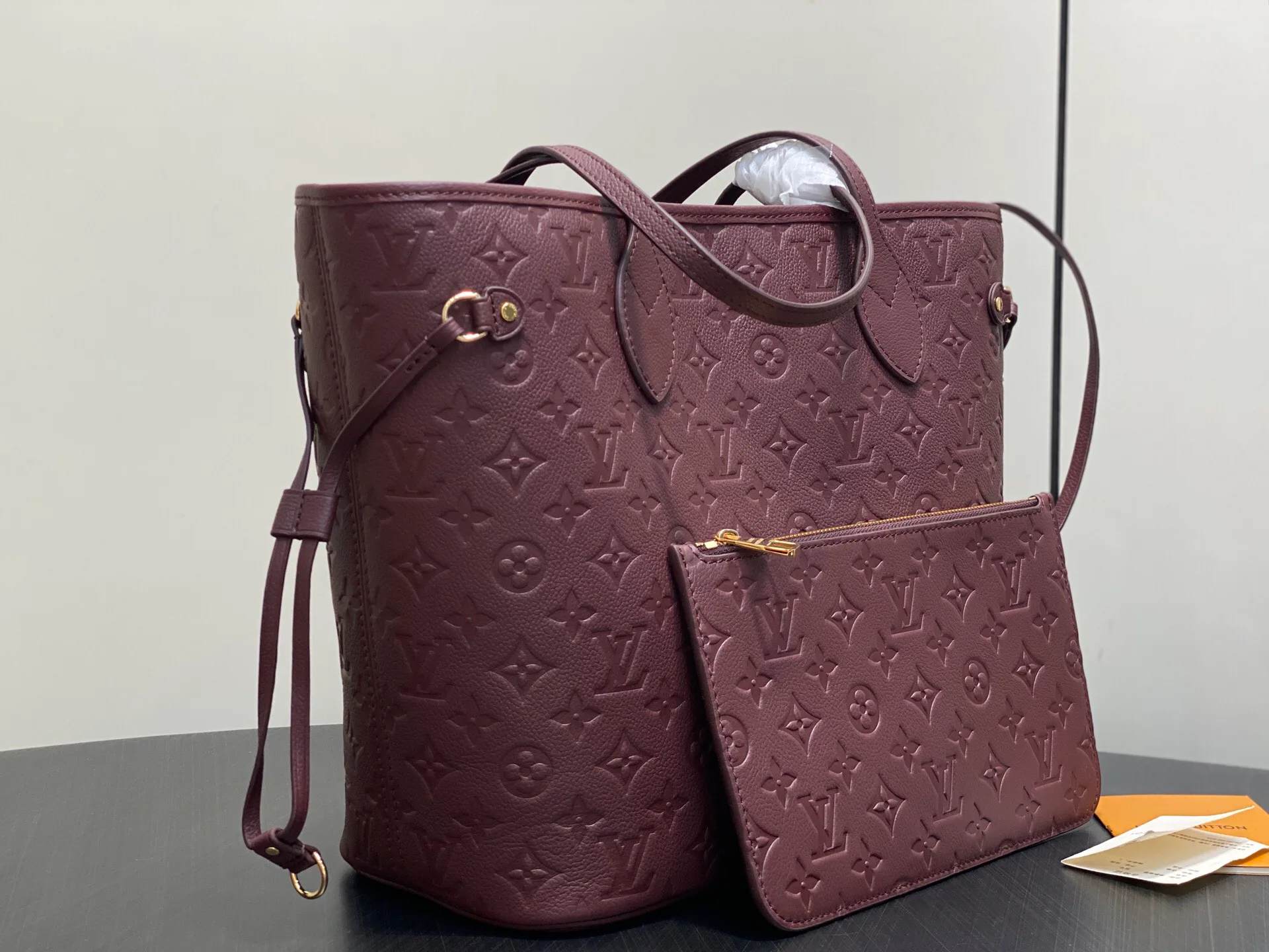 Women's Classic Handbags LOUIS VUITTON 18240299