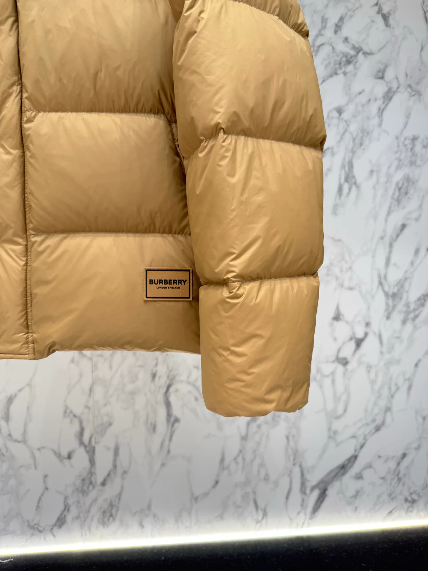 Men's Jackets And Down Jackets BURBERRY 17809010