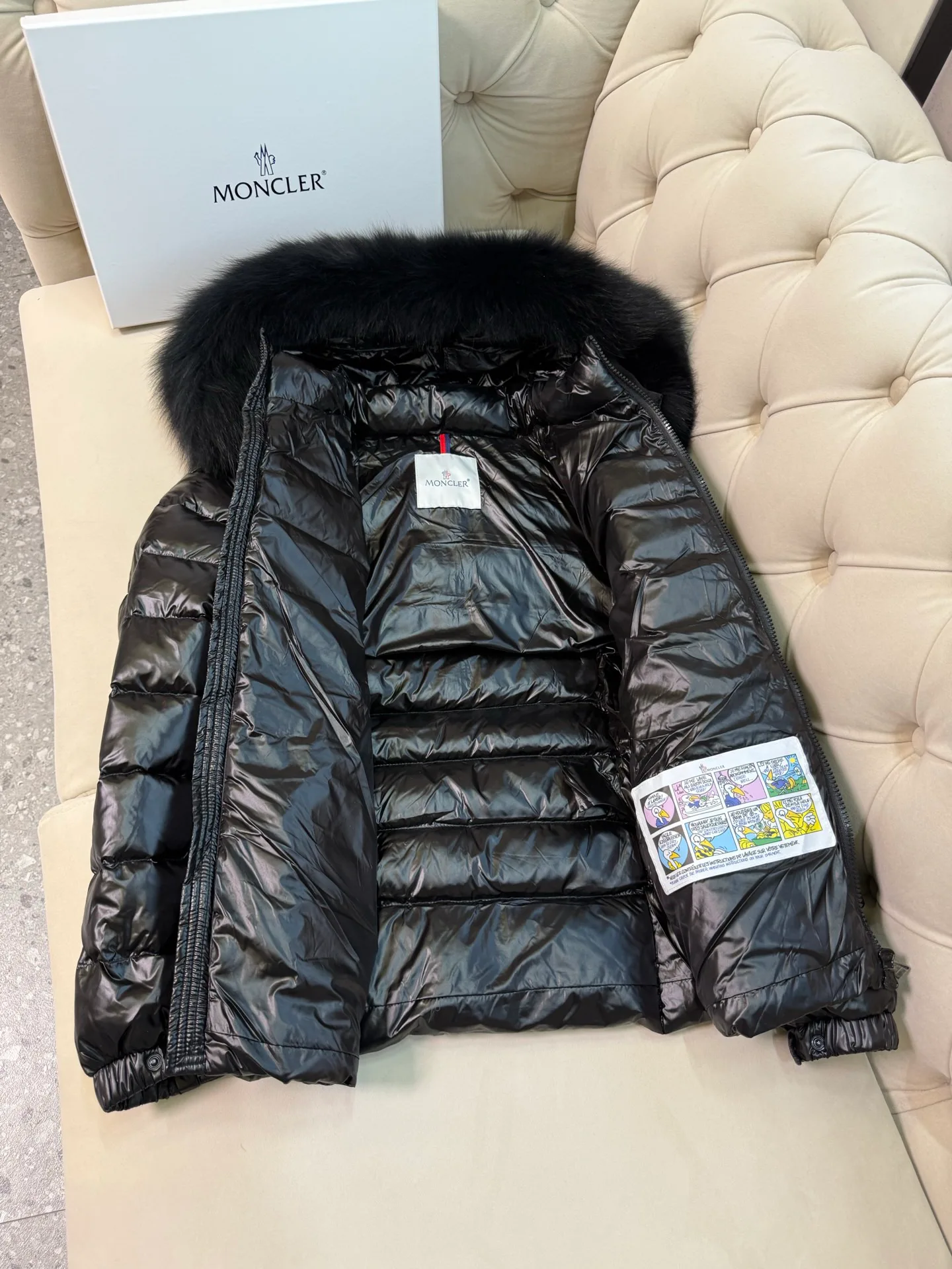 Куртки И Пуховики Женские Moncler 18600098